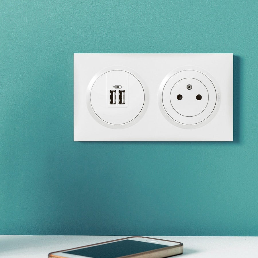 Prise de courant 2P+T Dooxie 16A surface blanc - 3