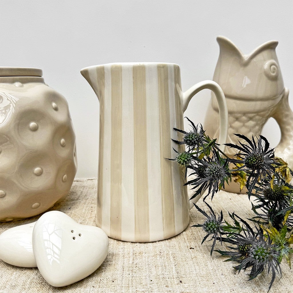 Vase pichet à rayures en céramique sable et blanc 1L - 2
