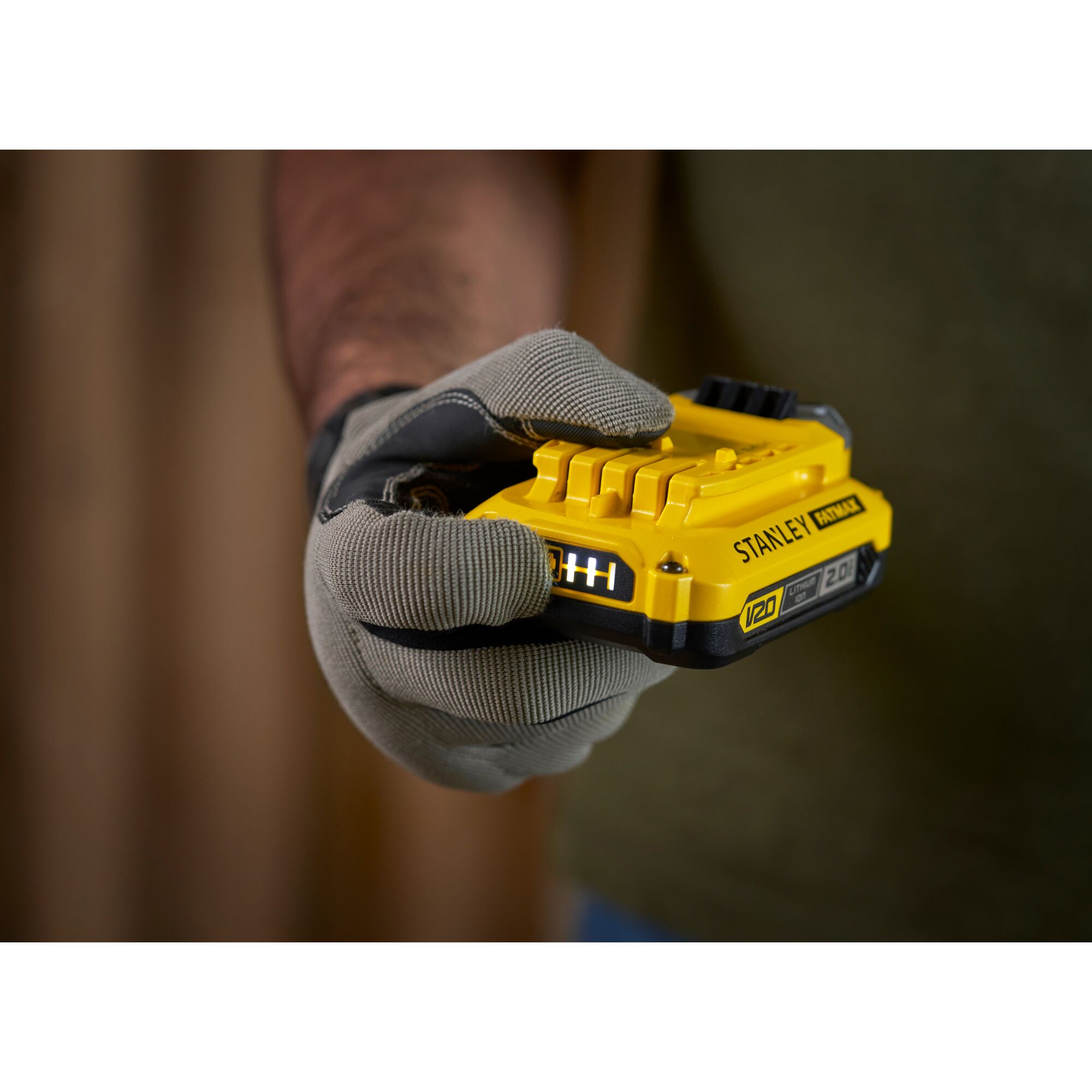 Batterie LITHIUM-ION 18V 2Ah - STANLEY Fatmax SFMCB202-XJ - Technologie améliorée gamme Fatmax V20 - 2