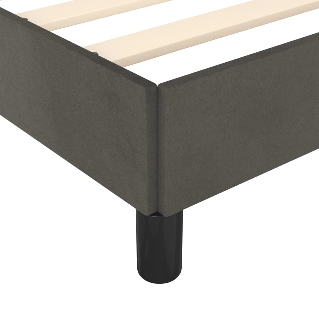 Cadre de lit sans matelas gris foncé 160 x 200 cm en velours - 8