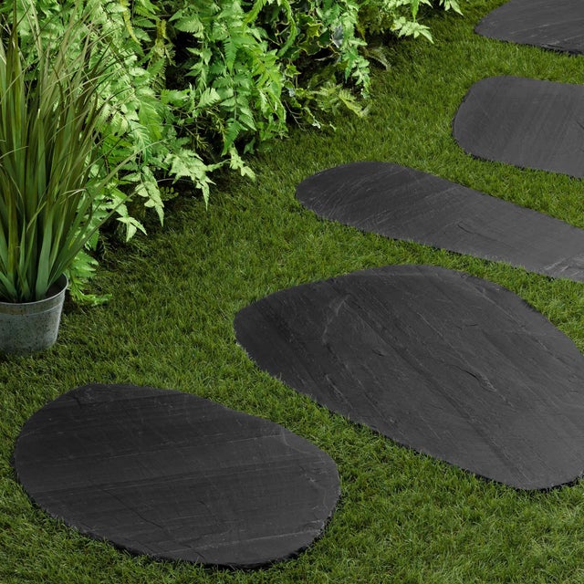 Pas japonais Irrégulier Ardoise Noire 30-40x2-4 cm (lot de 10) - RO'MA NATURE