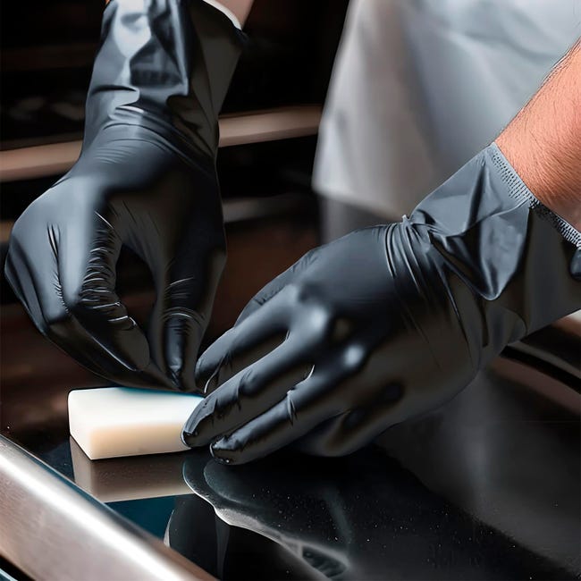 Guanti in nitrile senza polvere easyCARE nitrile - 100 pz Guanti in nitrile senza polvere easyCARE nitrile - 100 pz