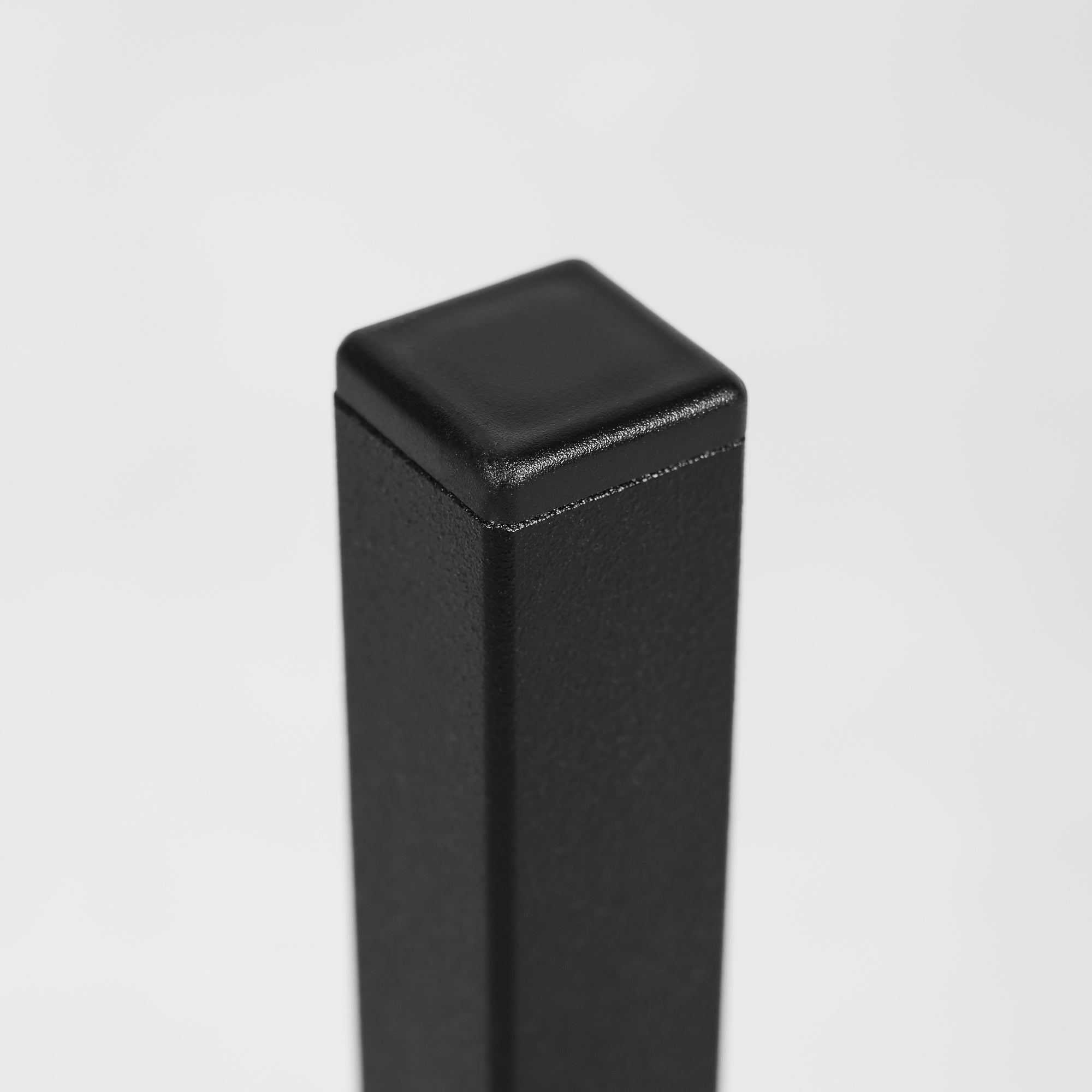 4 un. Pied carré noir pour meuble de salle de bain FURNIDEA en métal h: 20 cm - 7