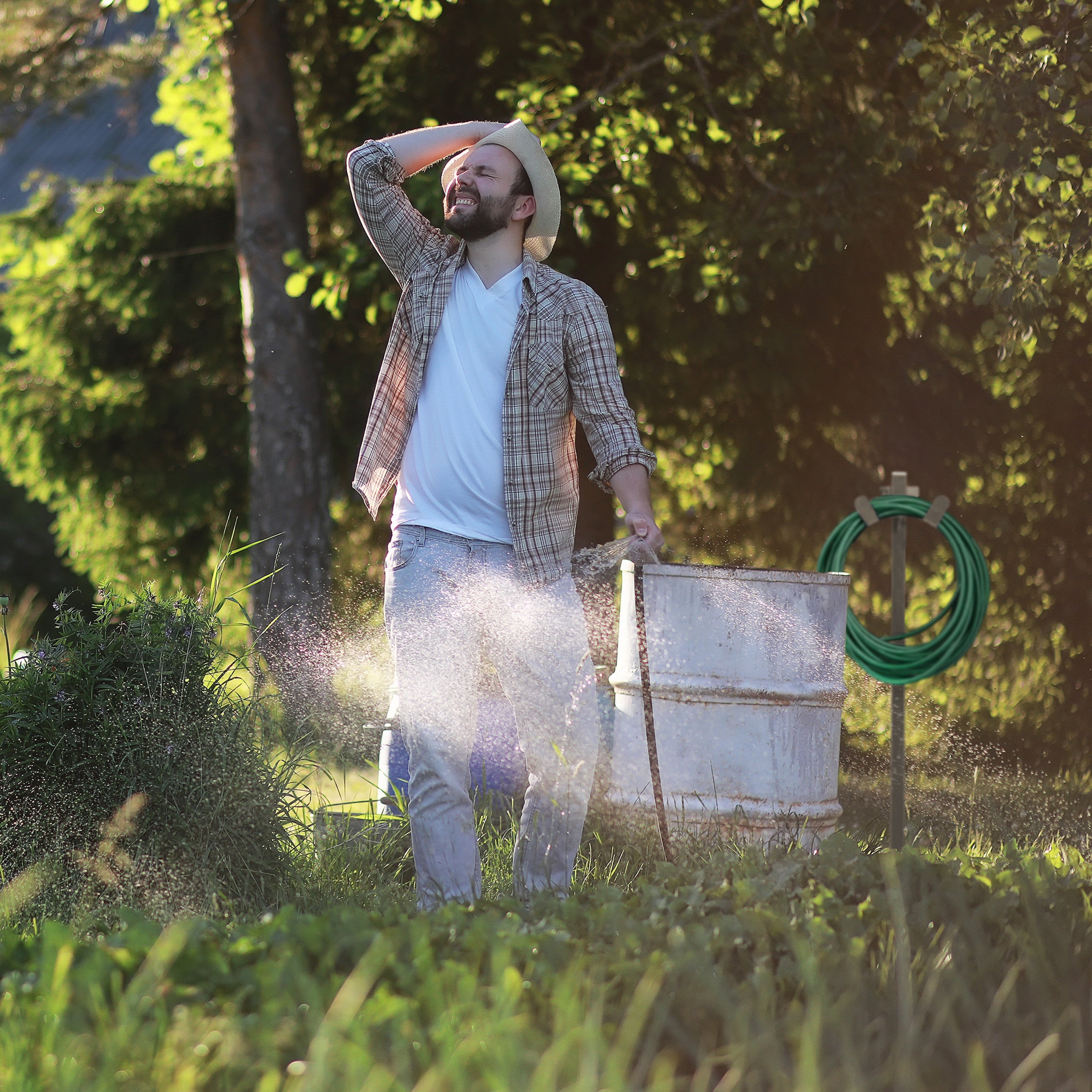 Support tuyau d’arrosage, autonome, enrouleur debout, acier, solide, dérouleur droit, HLP 108x26x18cm, brun, Relaxdays - 3