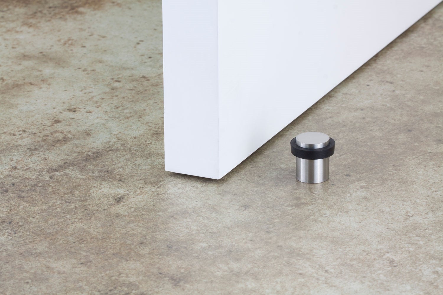 Lot de 4 butées de porte 20 x 25 mm pour sol, acier avec caoutchouc de protection noir, montage à vis, Herrajes EVI - 2