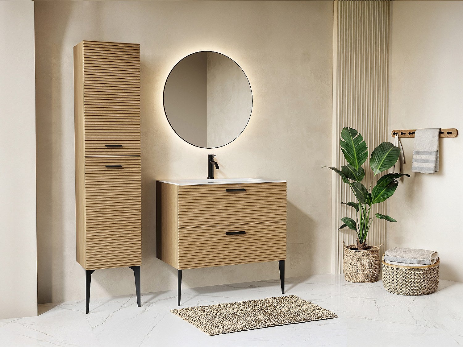 Słupek łazienkowy z prążkowanym wykończeniem na nóżkach - Jasny naturalny - Wys. 140 cm - SARONE