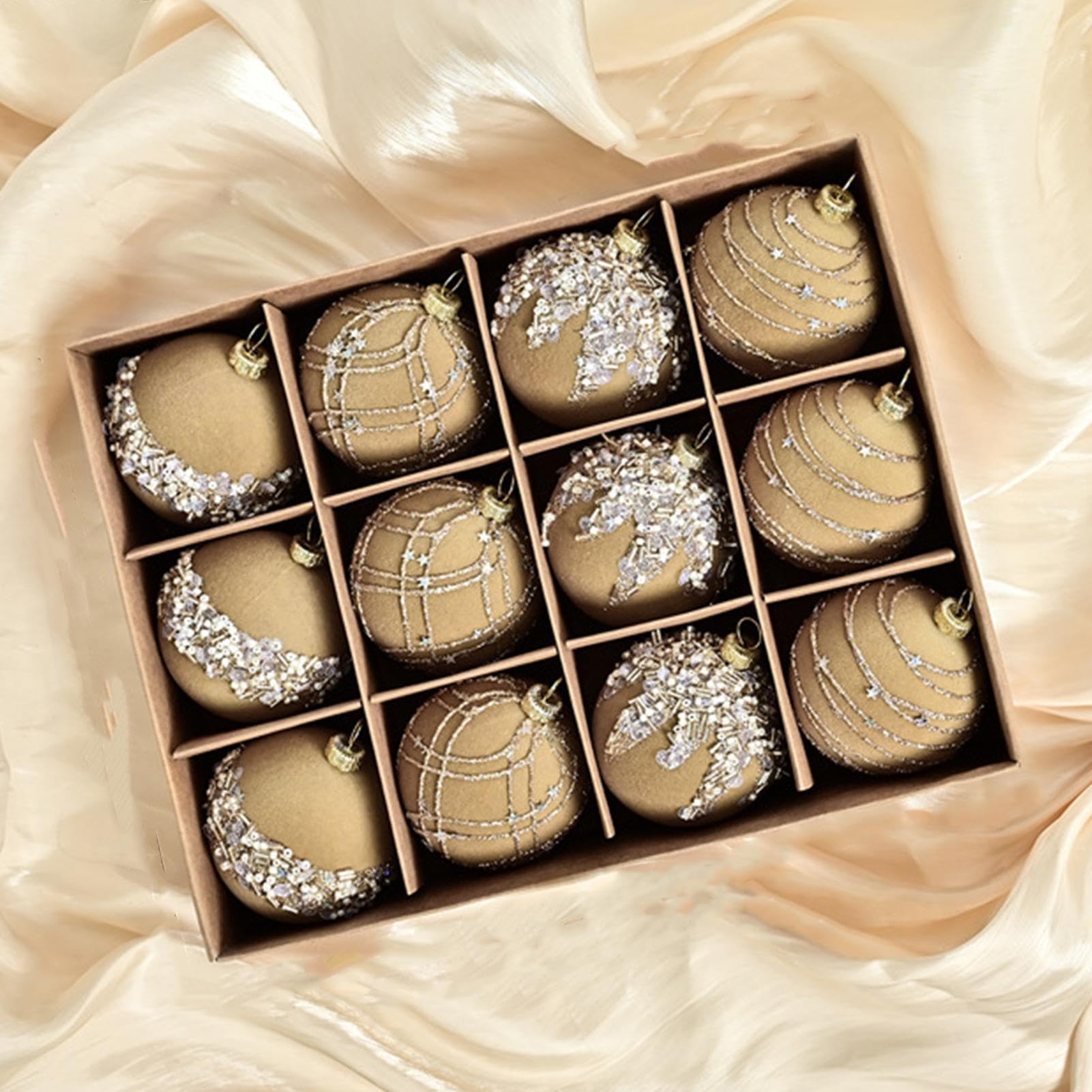 12 palline di Natale bordeaux, palline di Natale in velluto, palline di Natale floccate, decorazioni per albero di Natale glitterate, beige - 9