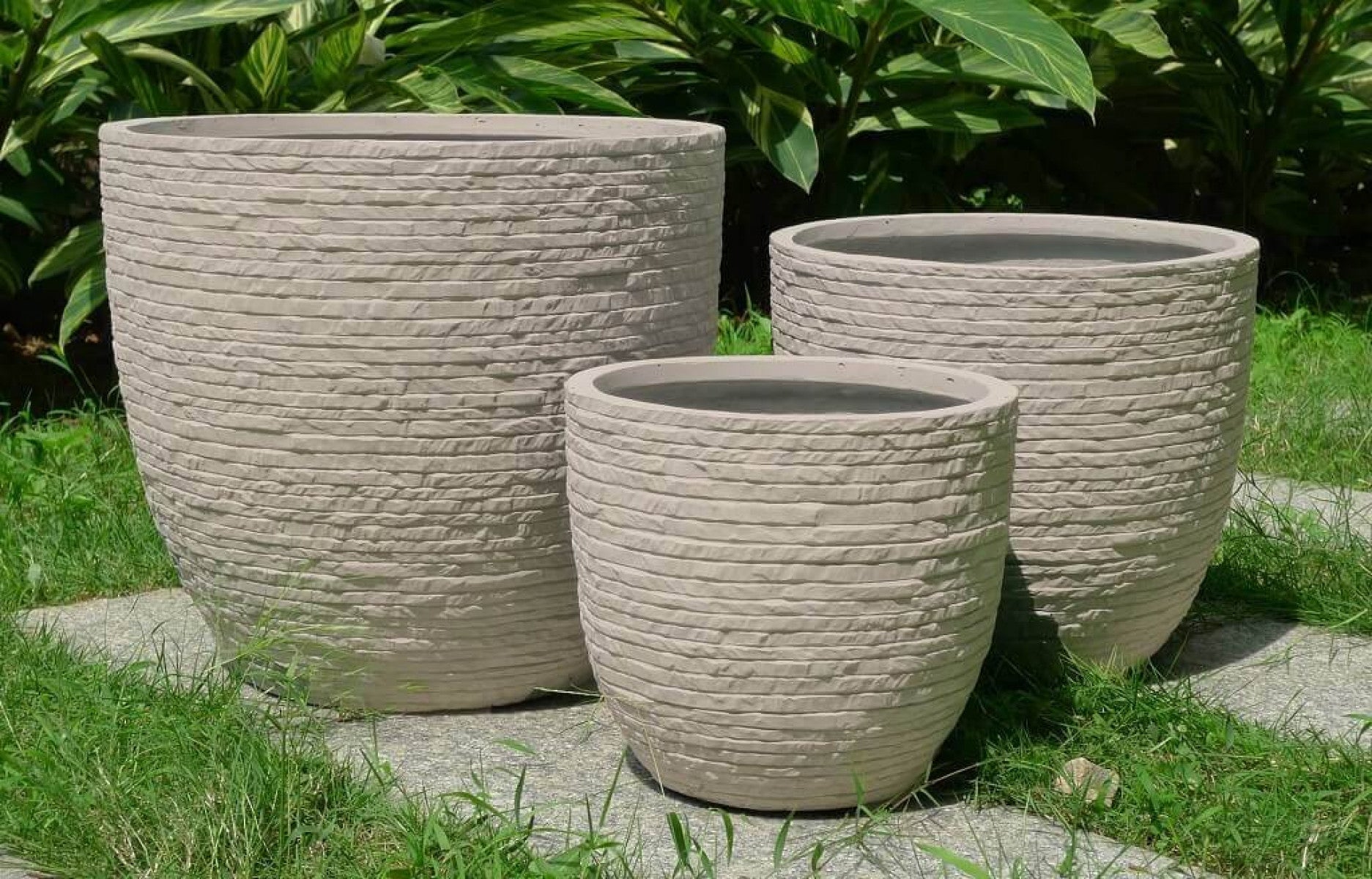 Conjunto de 3 vasos de jardim em fibra de argila Marisa - Cor Bege - 3