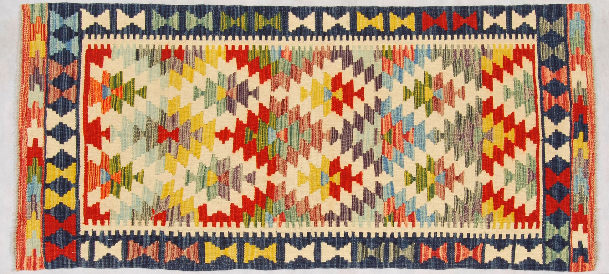 Oryginalny ręcznie robiony dywan, wymiary: 147x64, z certyfikatem autentyczności GalleriaFarah1970