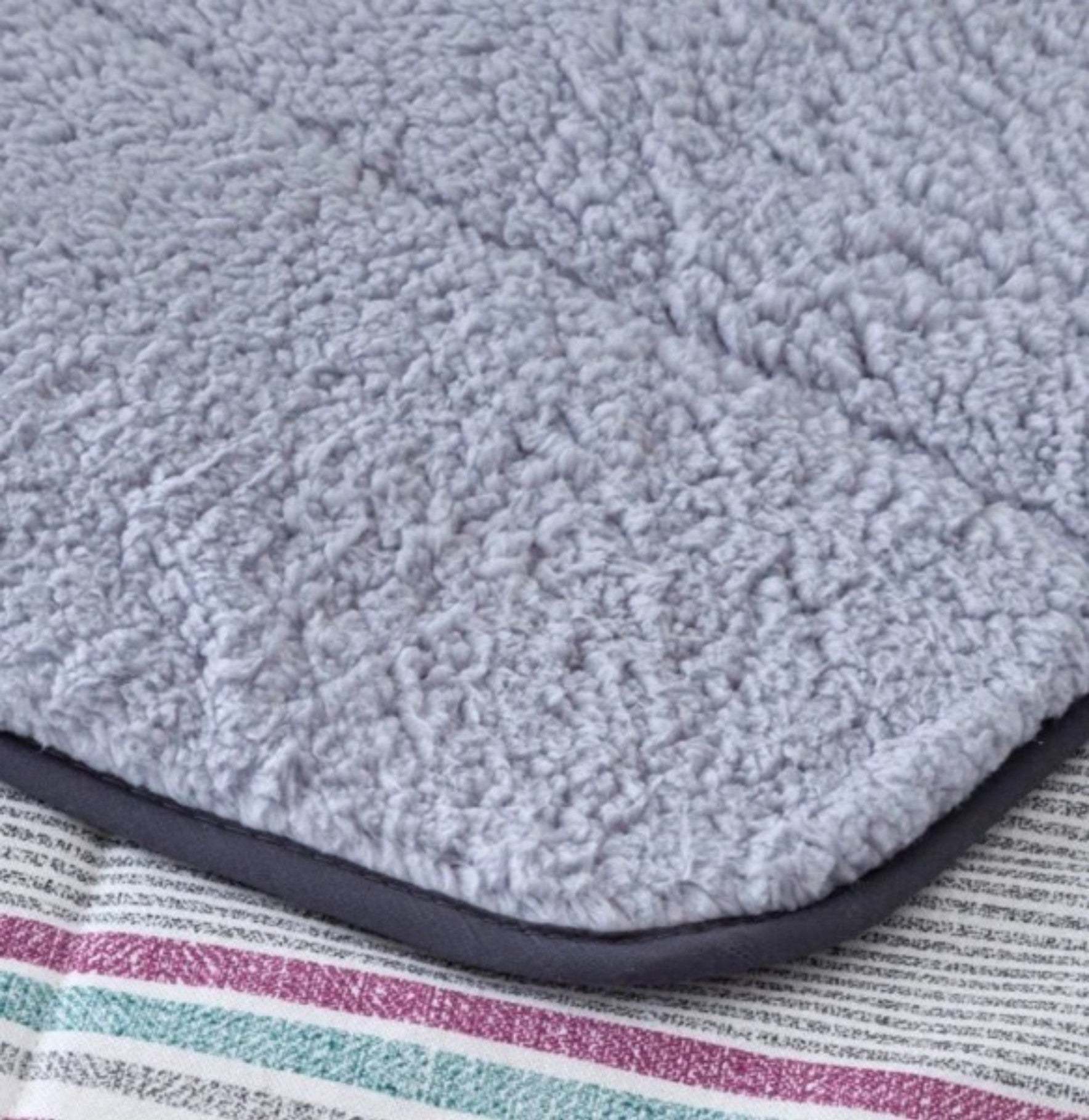 Edredón velvet terciopelo bermeo con reverso sherpa para cama de 90 cm