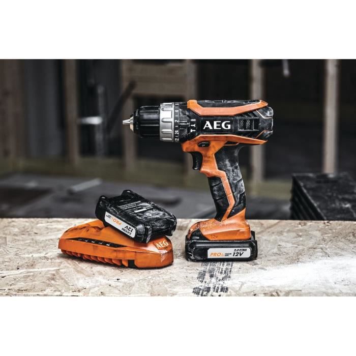 Perceuse à percussion AEG 12V tradesman Gen III BSB12G3LI-202C - 2 batterie 2,0Ah - 1 chargeur - 8