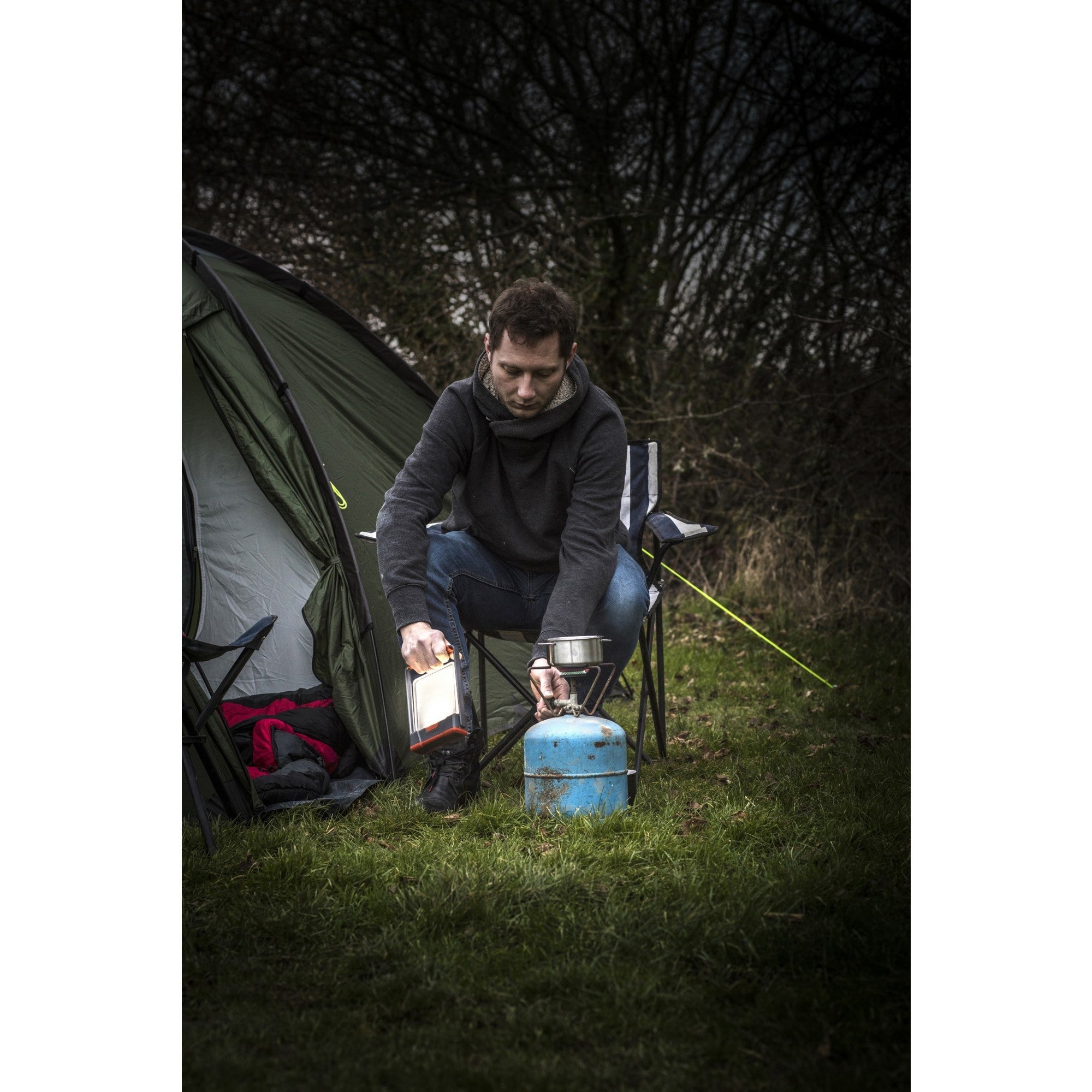 Lampe de camping LED Energizer E300461000 Compact Lantern 240 lm à pile(s) 345 g gris foncé, orange - 5