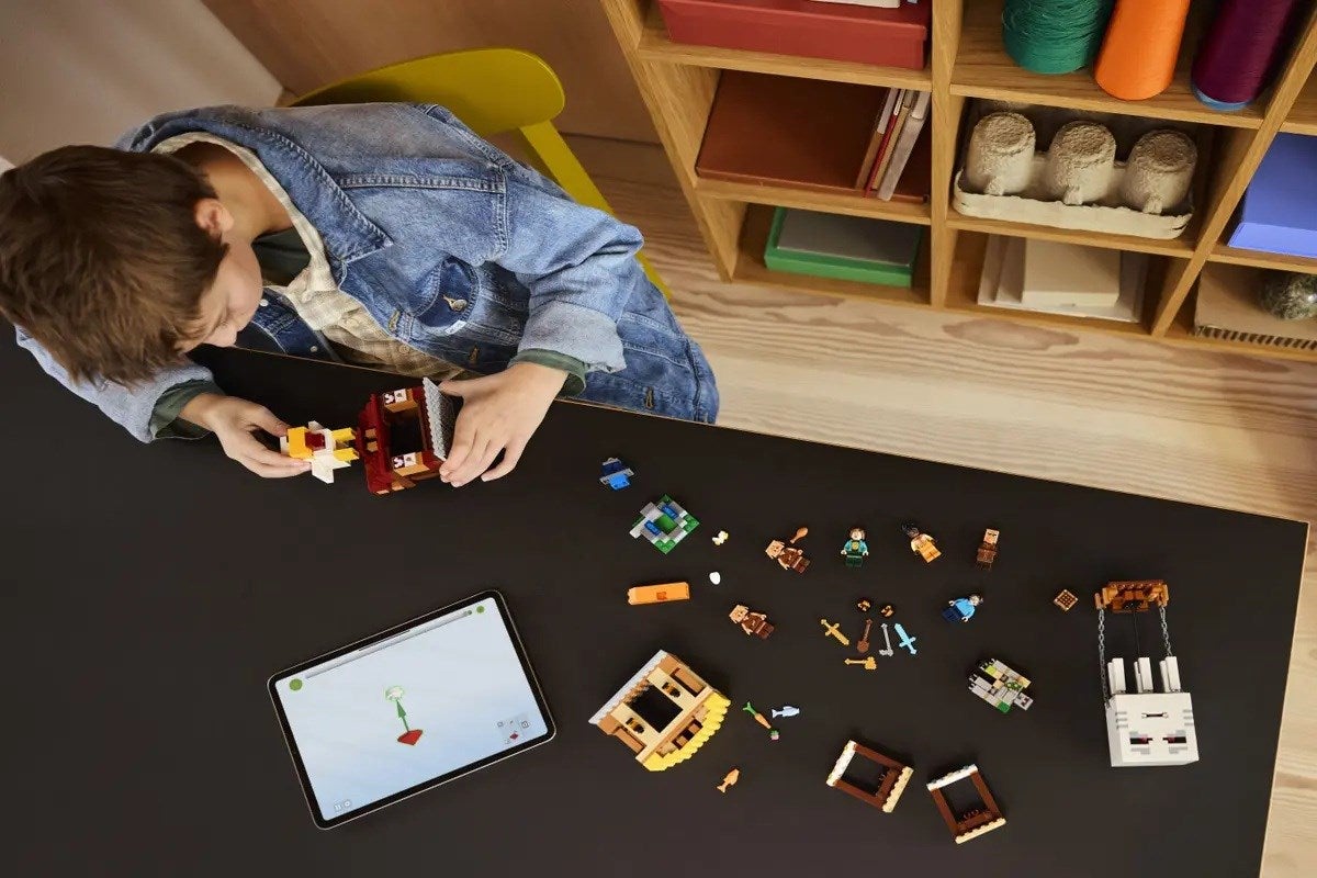 Zestaw Konstrukcyjny LEGO Minecraft Balon Ghast Atak na Wioskę z Postaciami - 7