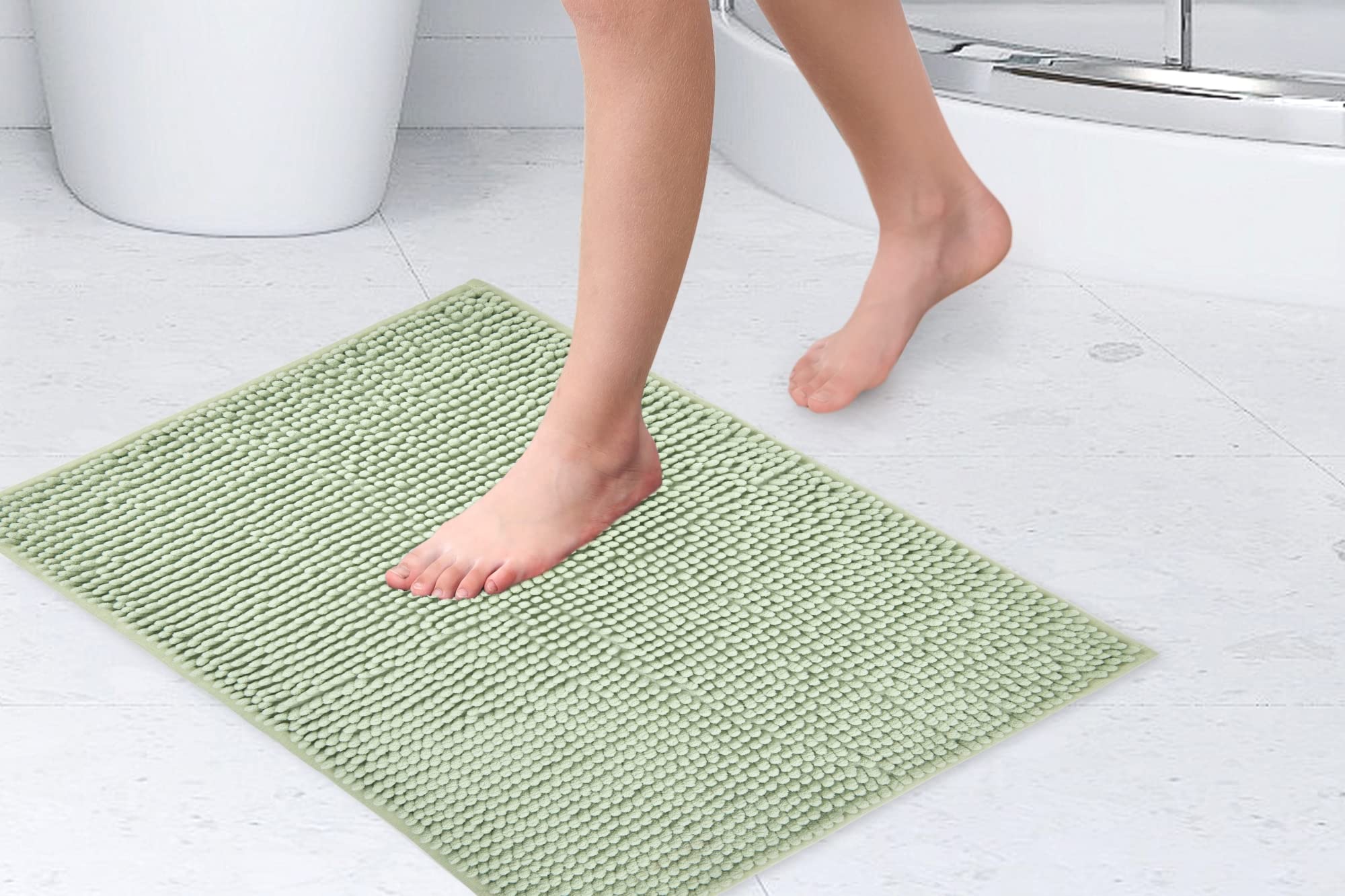 Tapis de salle de bain Noir en Microfibre Boules 45 x 75 cm | Bricomarché
