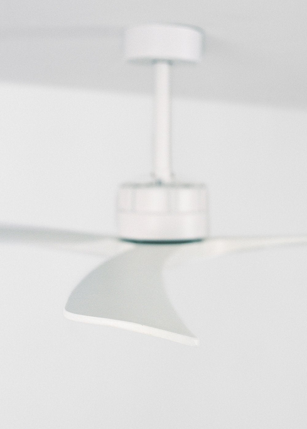 WIND LARGE DC - Ventilateur de Plafond 40W Silencieux XL Ø152 cm - Sans Lumière et avec WIFI - 7