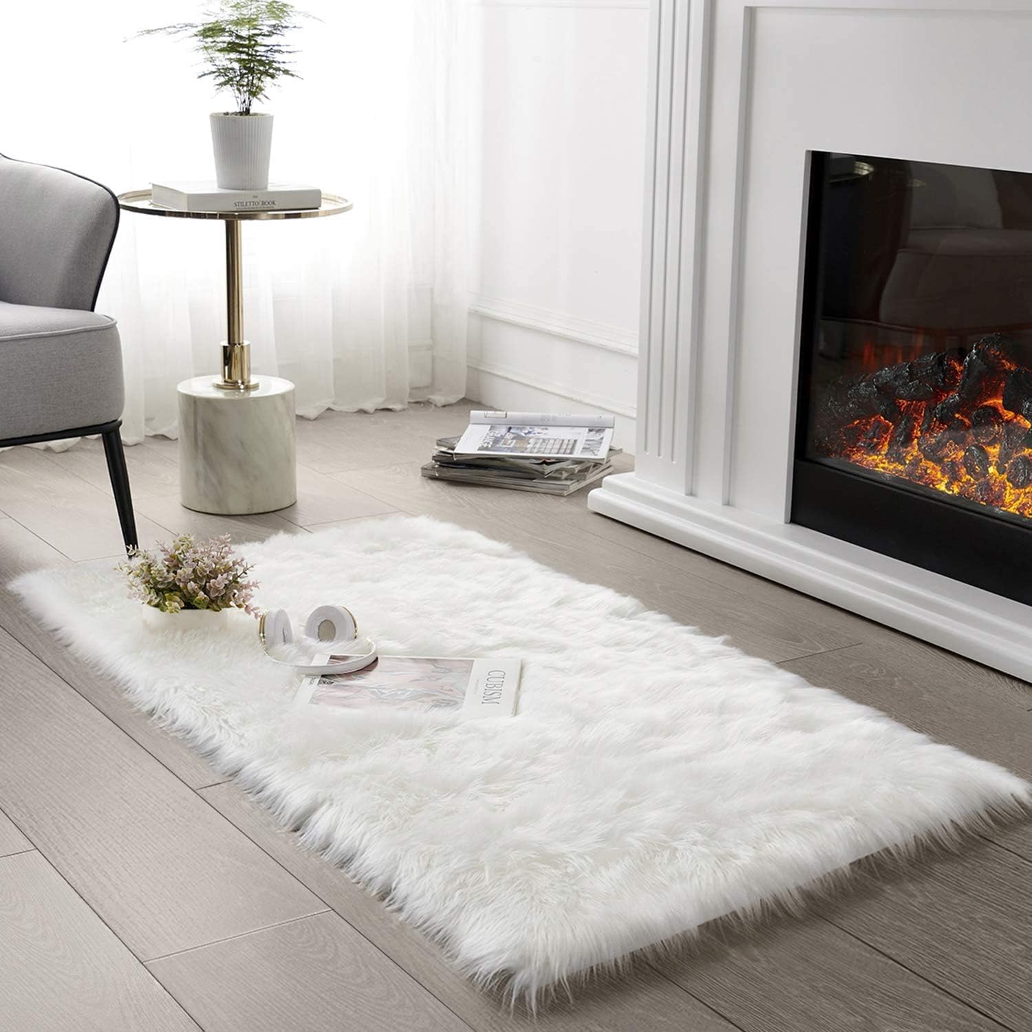 Tapis en fausse peau de mouton, doux et moelleux, lavable, antidérapant, pour chaises, lits, canapés et sols (blanc, 60 x 120cm) - 2