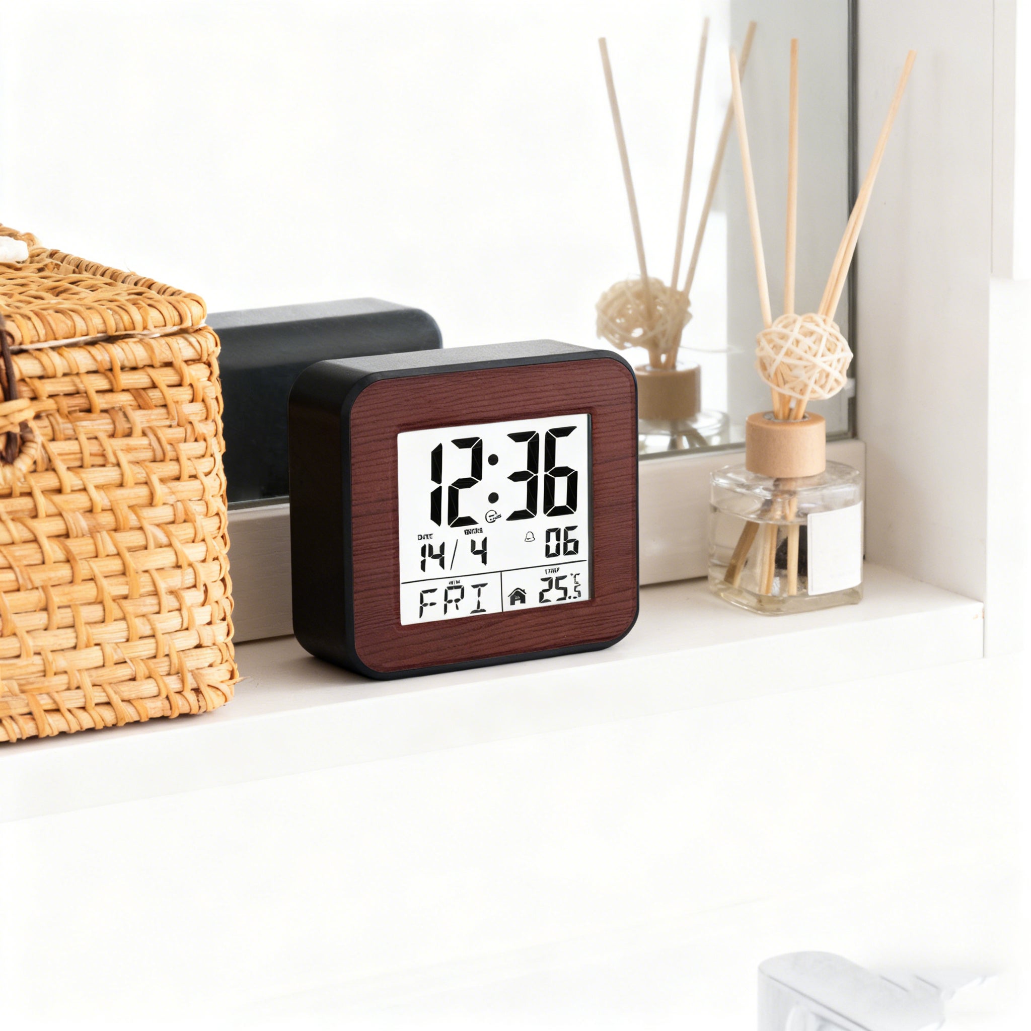 Set 4pcs sveglie digitali radiocontrollate con temperatura, data, schermo grande e snooze, perfette per camera, soggiorno e ufficio – marrone - 6