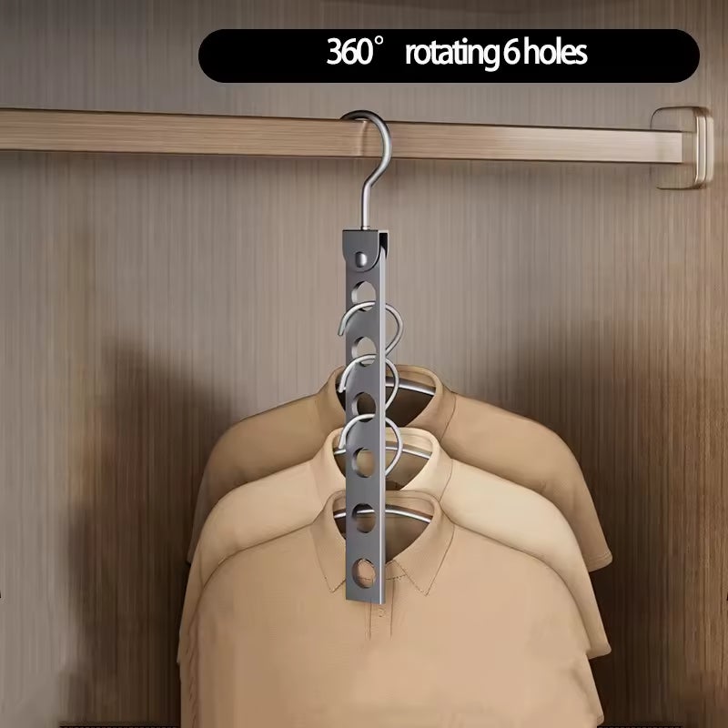 687743_3