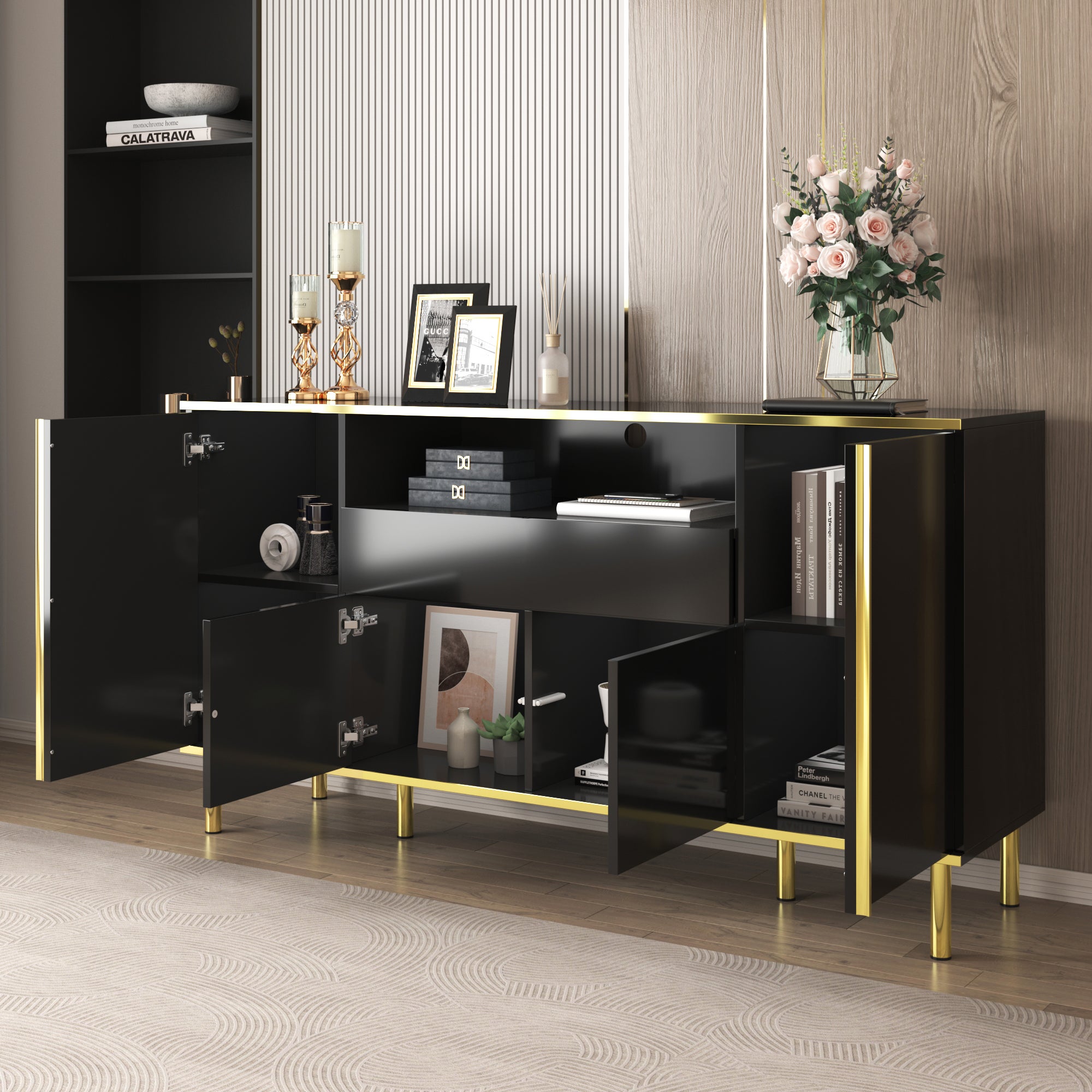 Komoda niska z 4 drzwiami i 1 szufladą - 150 x 40 x 80 cm - Płyta MDF + płyta wiórowa - Nogi metalowe w kolorze złotym - Czarny połysk
