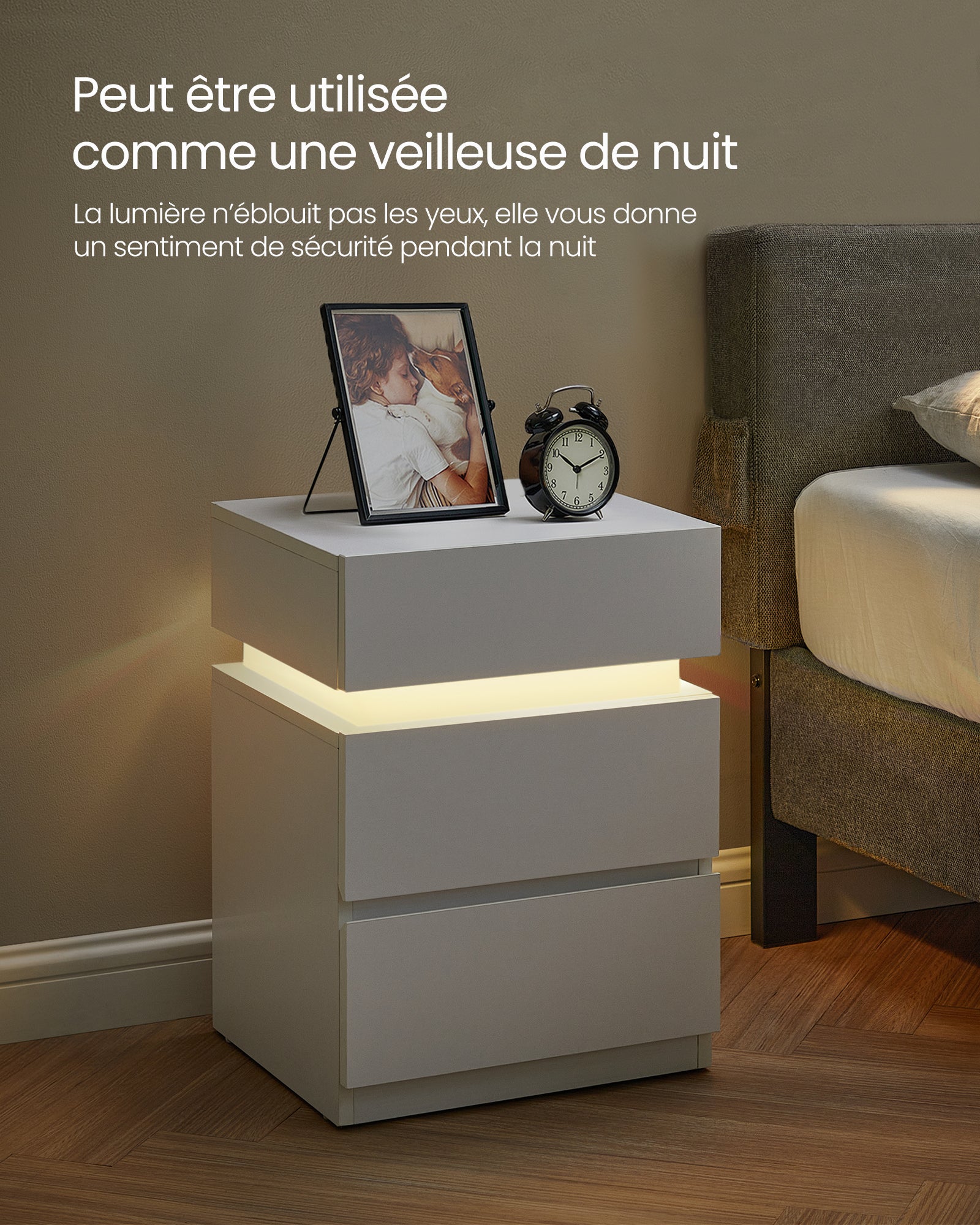 Table de Chevet, Lot de 2, avec Bande LED Multicolore Réglable, 3 Tiroirs, Table d’Appoint de Style Moderne, 35 x 40 x 55 cm, Blanc - 2