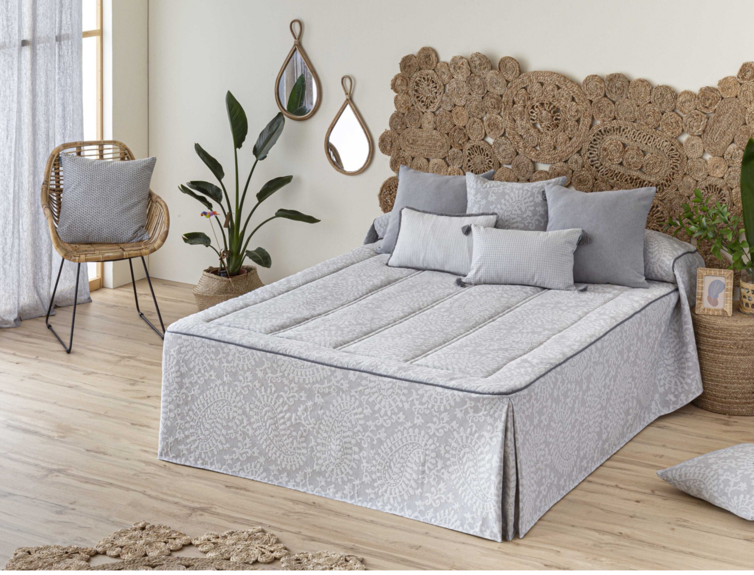 Colcha edredón cubrecamas relleno 150 gr manises piqué gris para cama de 90 cm