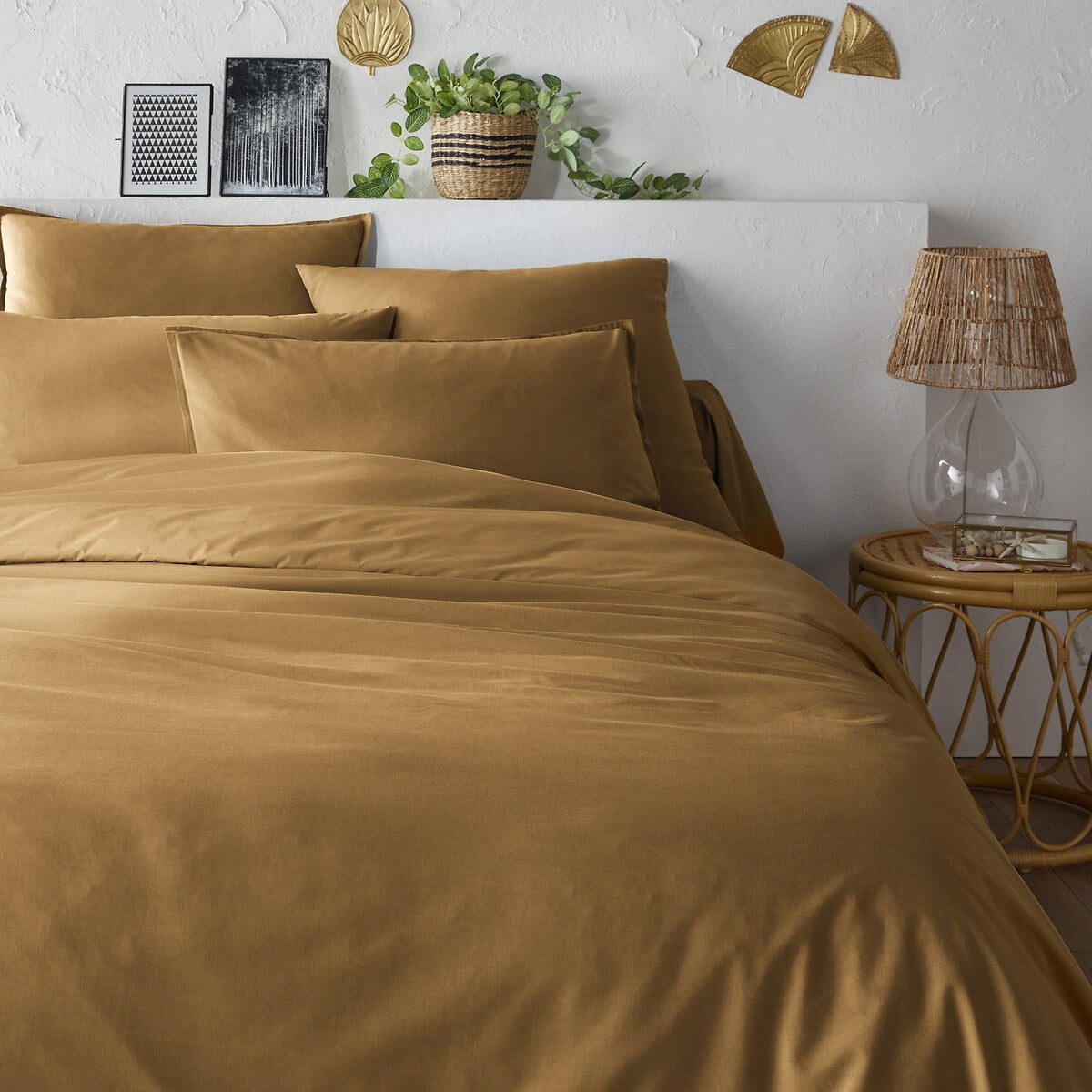 Nappe rectangle anti-tâches en microfibre lavée 140x240 cm BOHEME kaki, par Sole