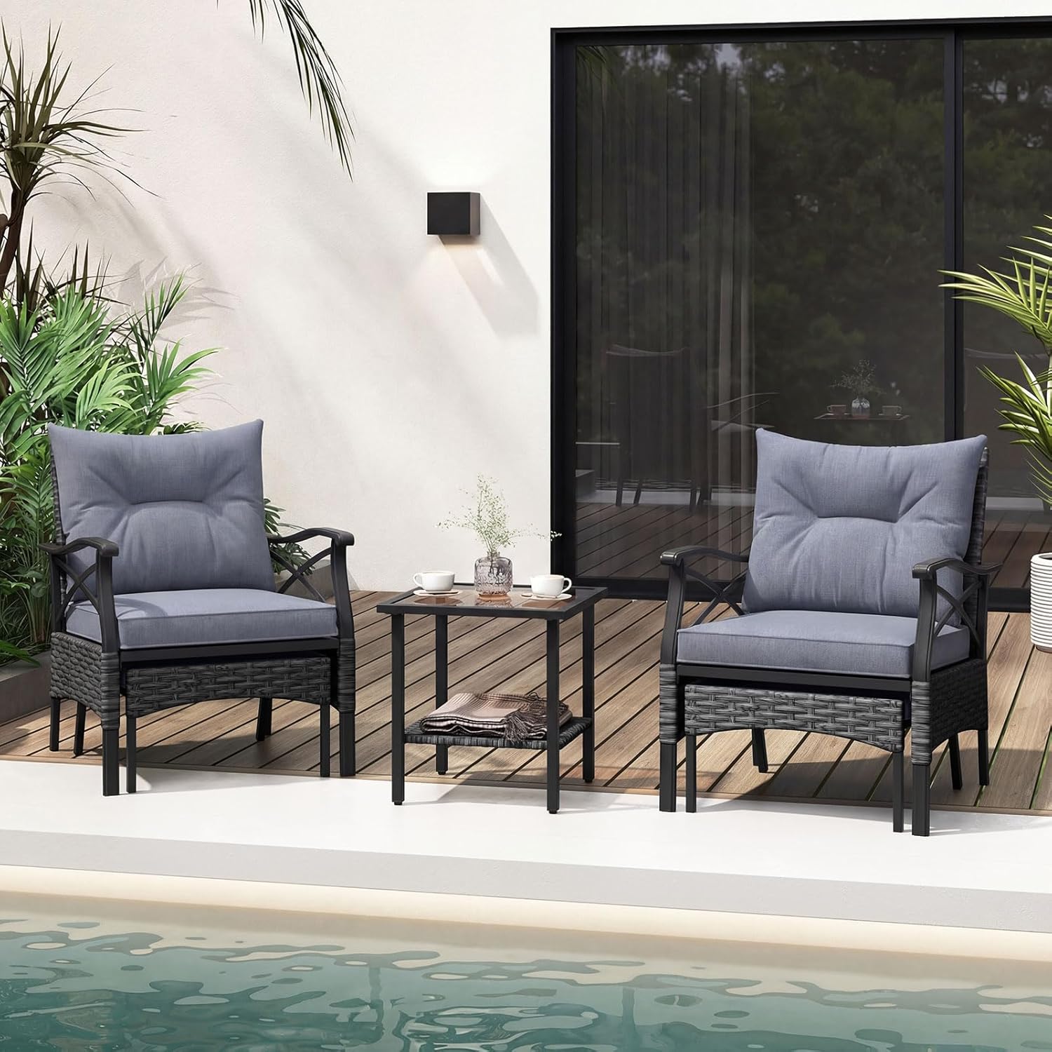GIANTEX Conjunto Móveis Pátio 5 Peças em Rattan, 2 Cadeiras 2 Pufs e 1 Mesa Baixa Tampa Vidro Temperado Almofadas, para Pátio Quintal, Cinza - 8