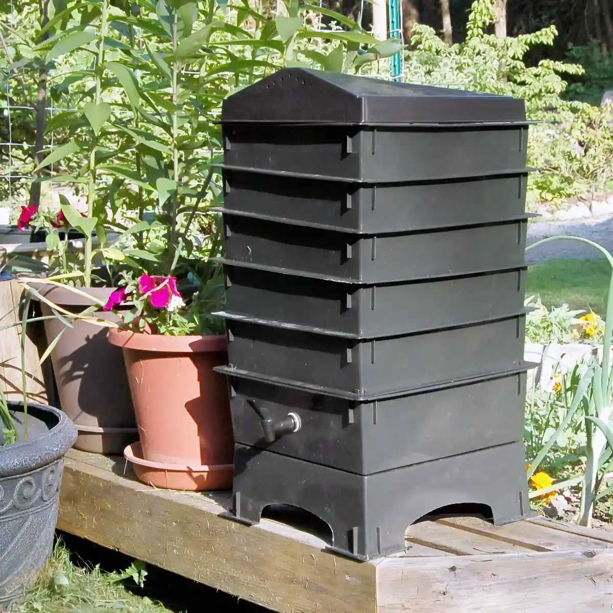Lombricomposteur Lombribox sans vers - L.40 x l.40 x H.60cm - 32Litres - 6