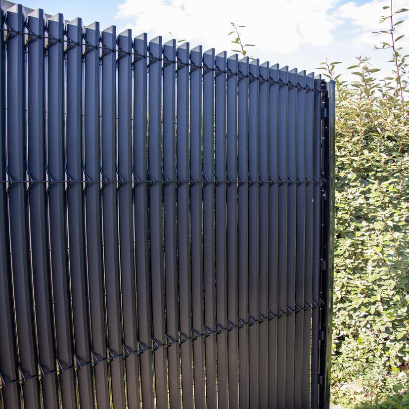 Kit occultant 3D rigides - Lg 2m50 x Ht 1m53 - PVC 3D - gris anthracite - brise vue - maille 200x55mm - 4