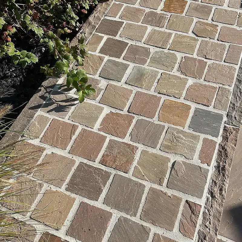 Pavés Grès Kandla Multicolore - clivé - PIERRE ET PARQUET - 14 x 20 x ép. +/- 2 cm - 2