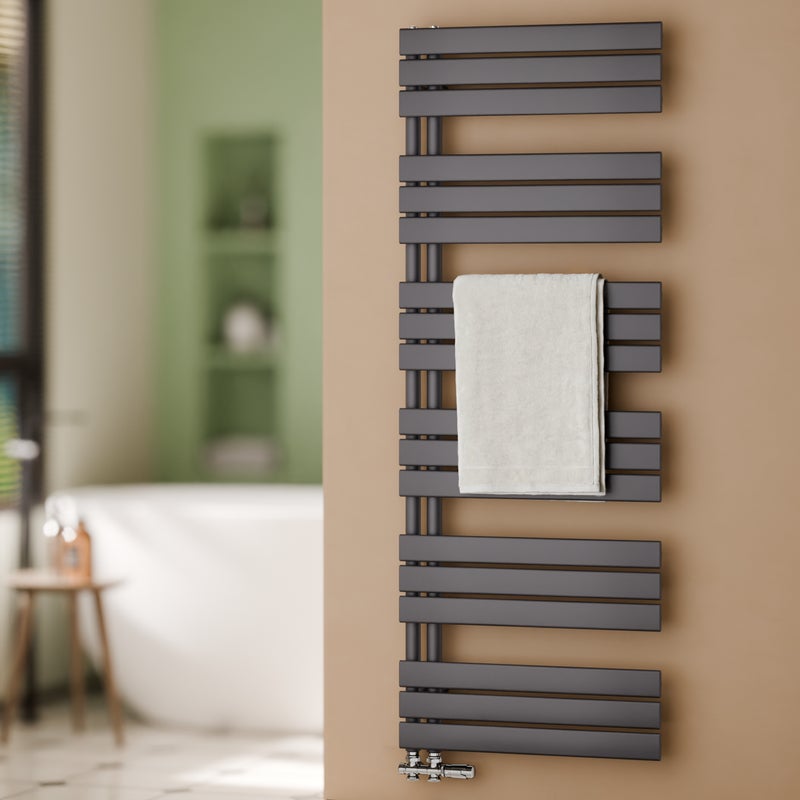 Grzejnik łazienkowy drabinkowy na ciepłą wodę - Stalowy z podłączeniem środkowym - Kolor antracytowy - Wymiary 1599 x 600 mm - Moc 1005 W