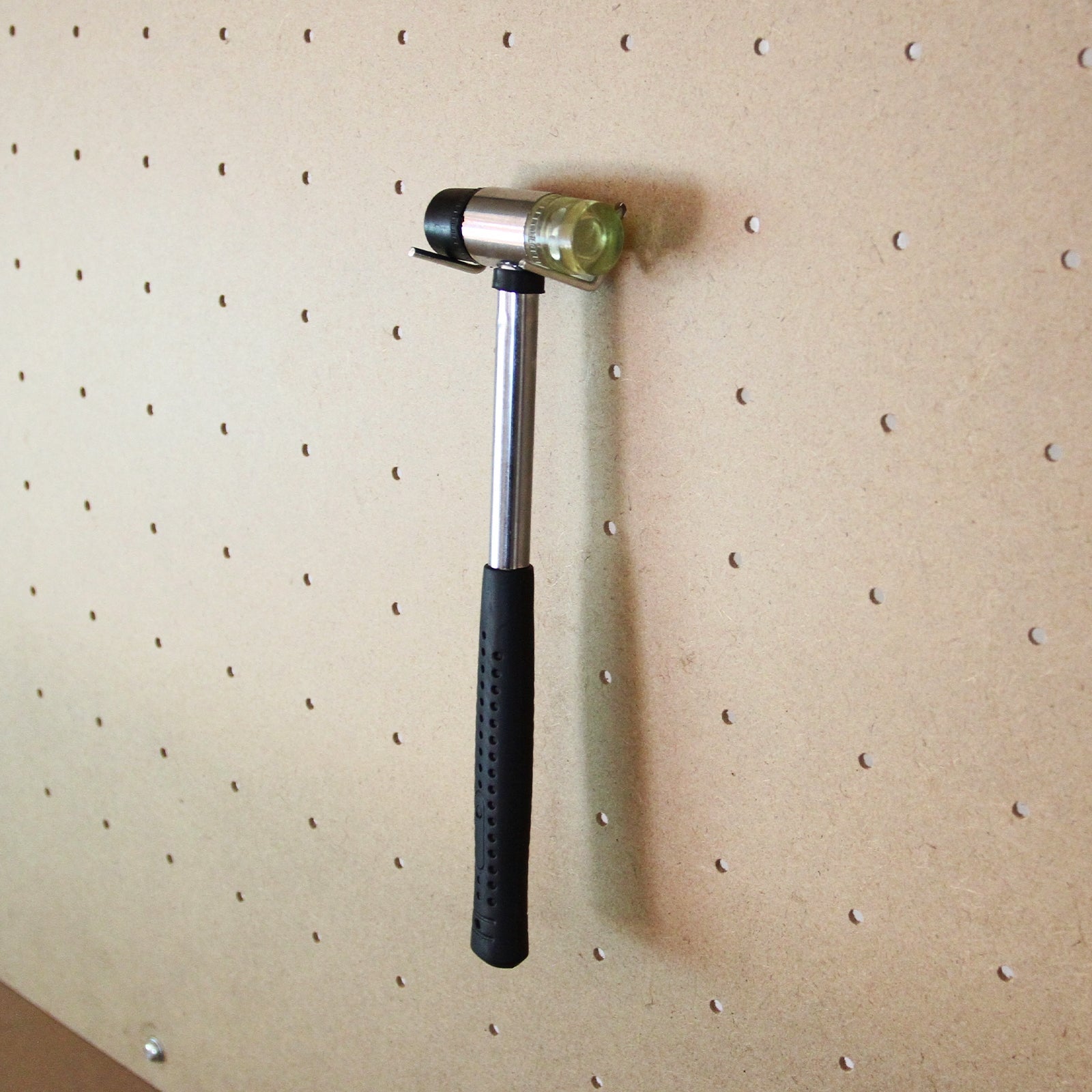 Établi de Travail en Acier Noir Robuste & Panneau Perforé 120 x 60 cm Capacité de 370 kg Assemblage Facile Sans Boulons - 4