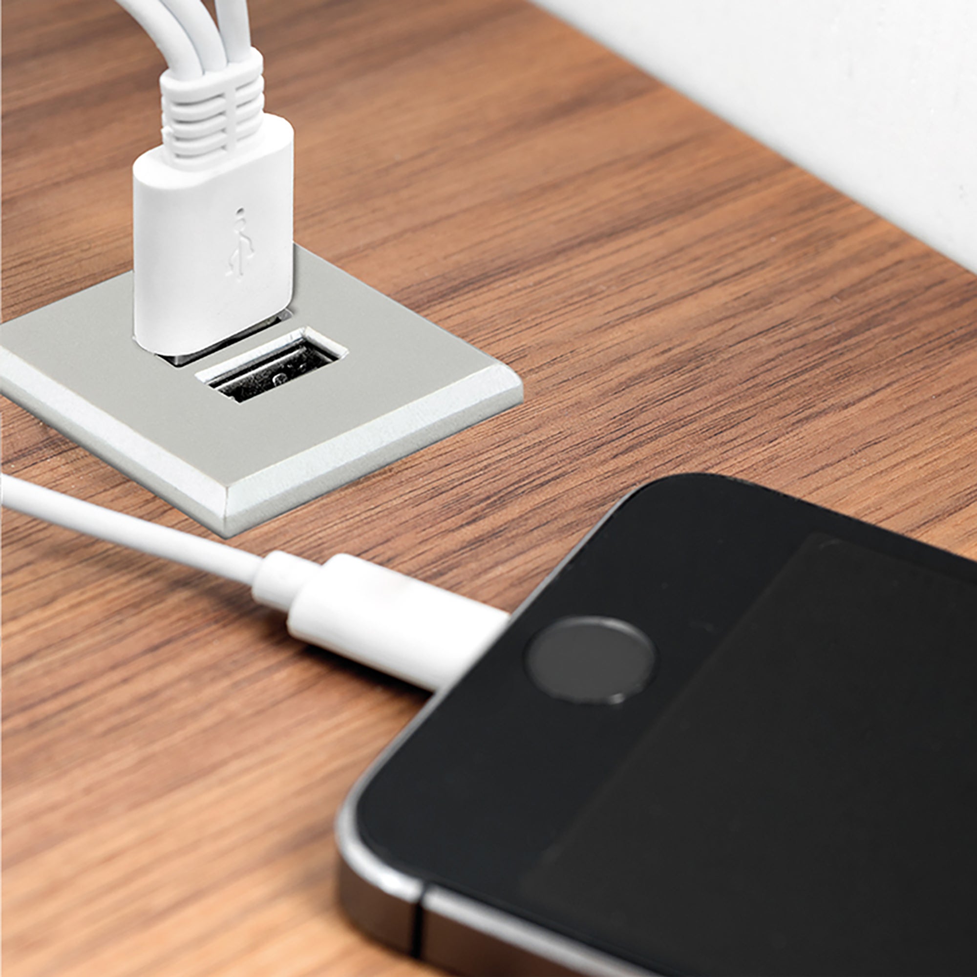 Connecteur carré Plugy, à encastrer au meuble, 2 ports USB, 37 mm, Plastique, gris- - 2