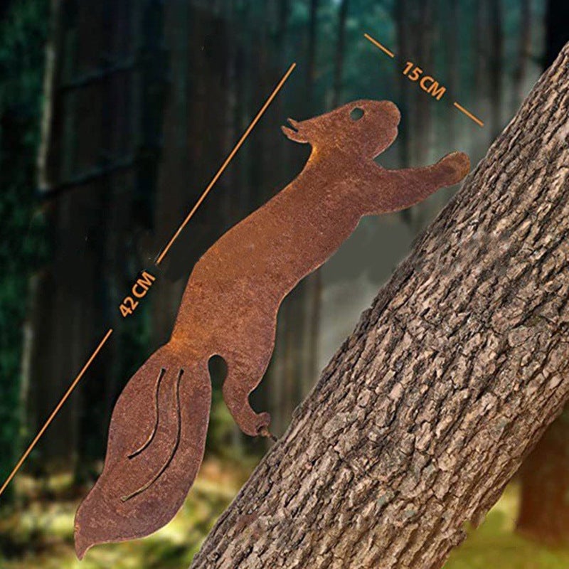 Wiewiórka Drzewna - Metalowa dekoracja ogrodowa - 42 cm - Naturalna patyna rdzy
