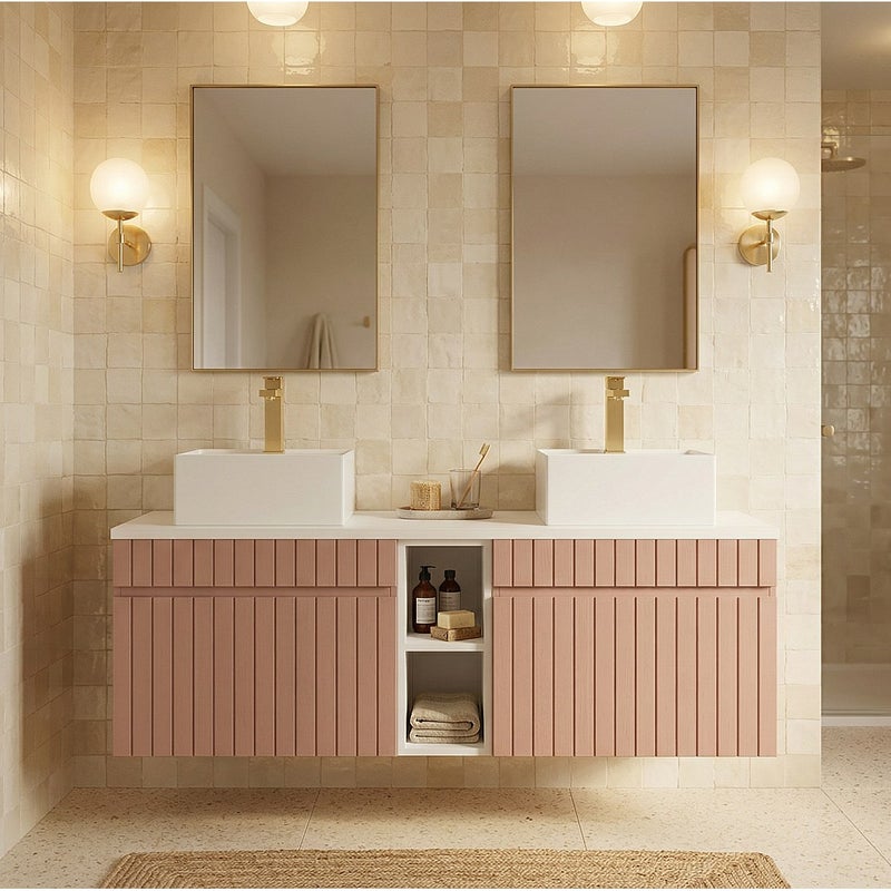 Wisząca, prążkowana szafka łazienkowa z wnękami i podwójną, kwadratową umywalką nablatową – Różowa – L140 cm – SATARA