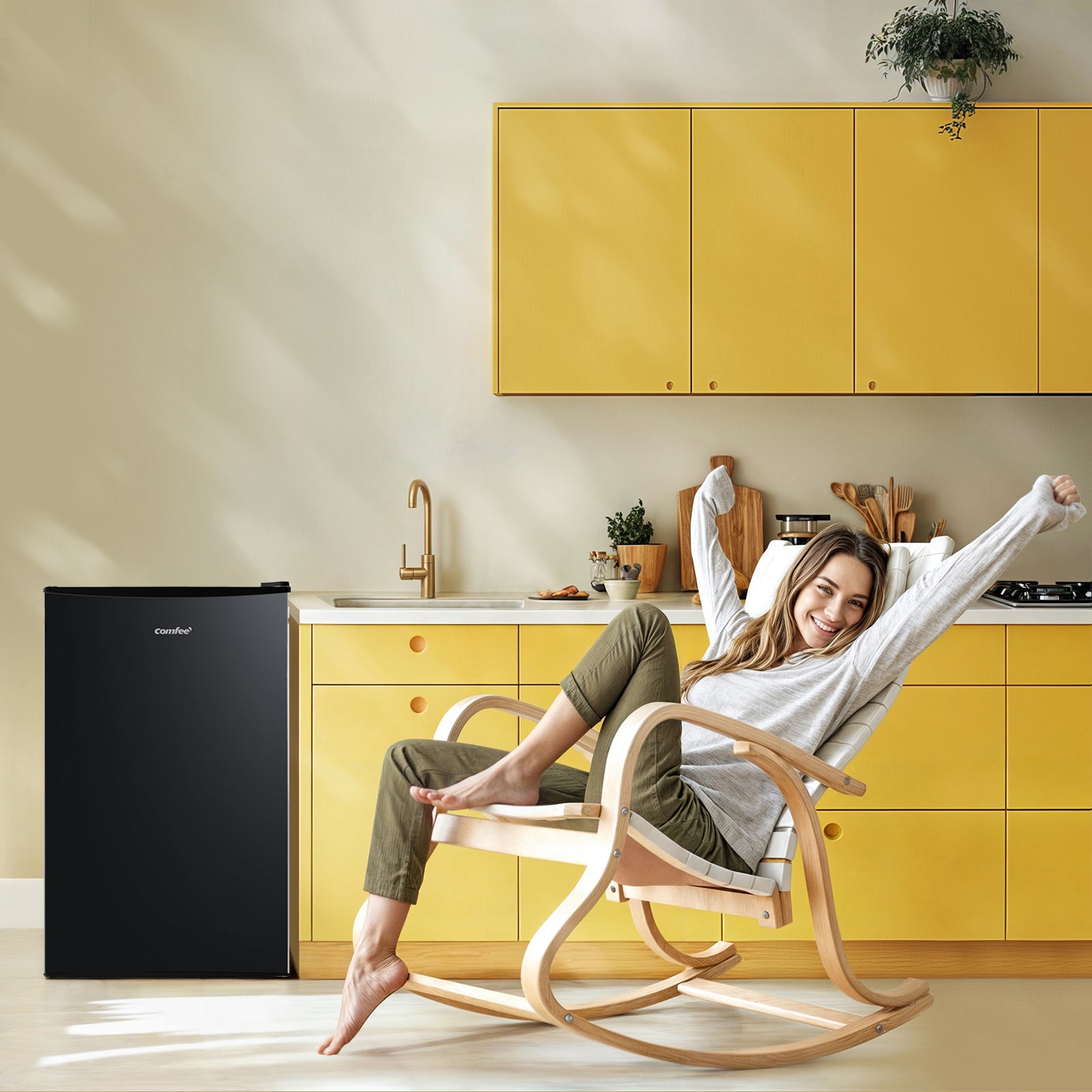 Comfee Réfrigérateur Table Top - 80L(12+68) - Classe D - Compresseur Inverter - 44.5*47.5*84.5 cm - Noir Classique - 8