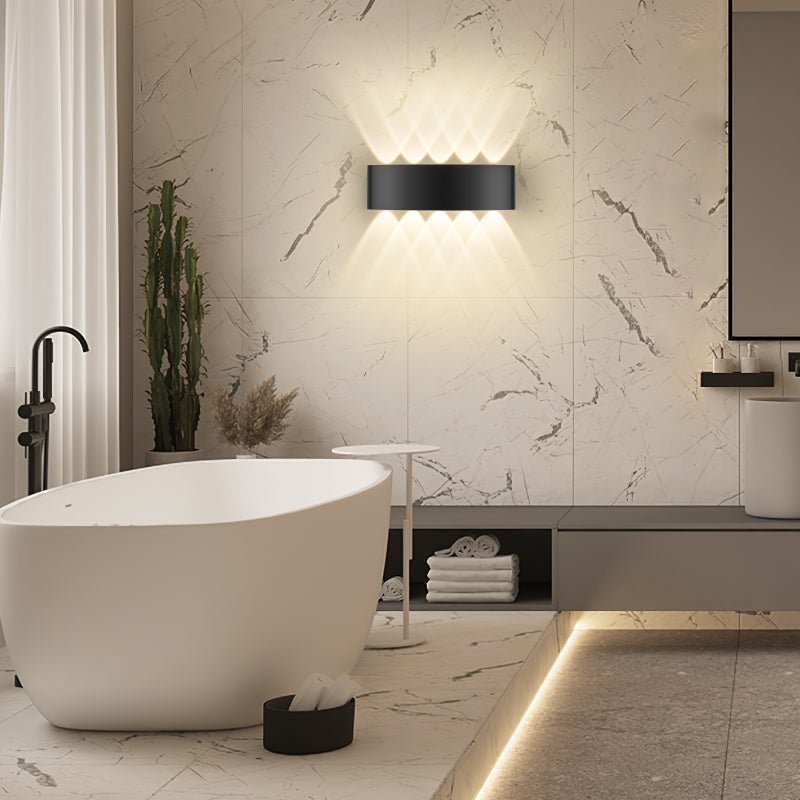 LOVHAUS Lampa Ścienna LED do Łazienki 3000K, Lampa Ścienna LED do Piwnicy IP65 Czarna, do Magazynów, Korytarzy, Biur, 10W