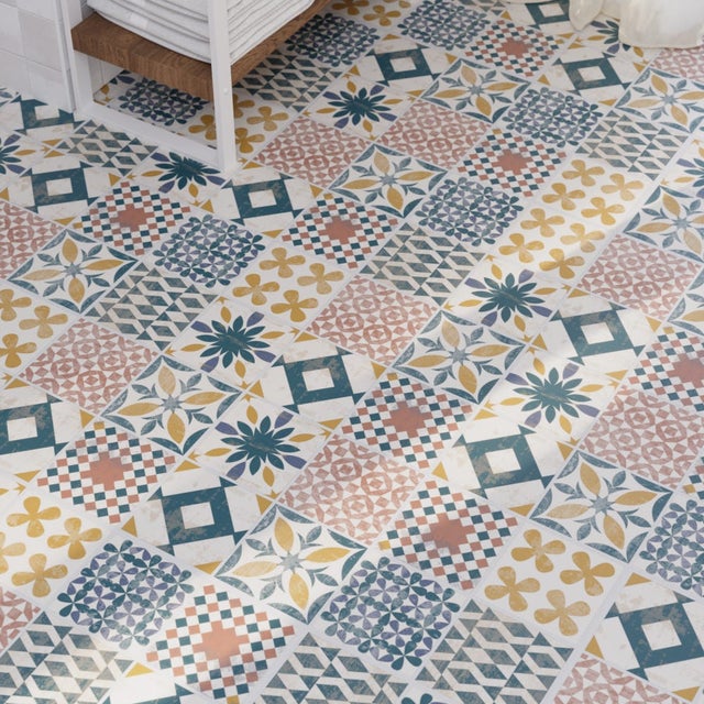ARTENS - Sol PVC - Dalles PVC à clipser BAHIA - Sous-couche intégrée - INTENSO EXTREM - Effet carreaux de ciment - Bleu/Rose - Dimensions L.61 cm x