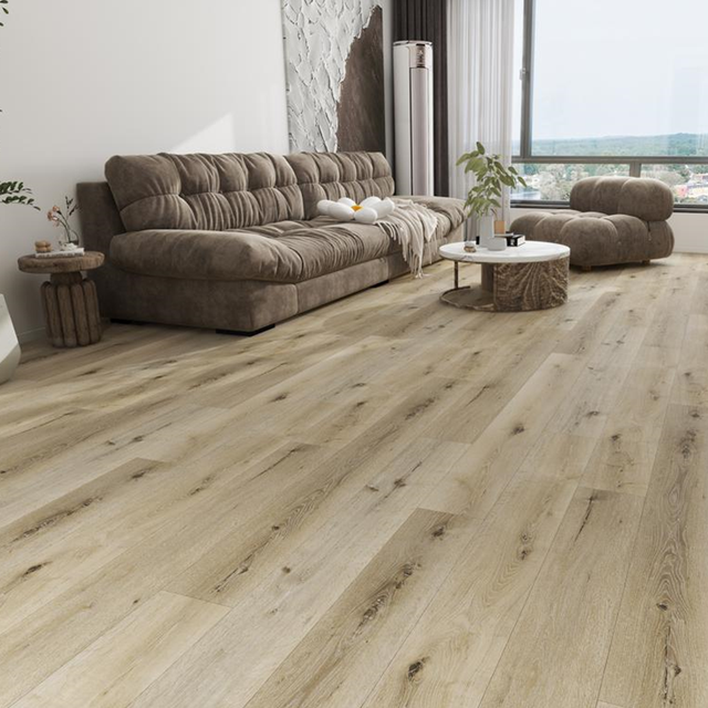 Sol PVC - Lames PVC clipsable avec sous couche intégrée- GARANTIE 20 ans- Epaisseur 5,5 mm - Imitation chêne clair - Dimensions L 122 cm x l 23 cm