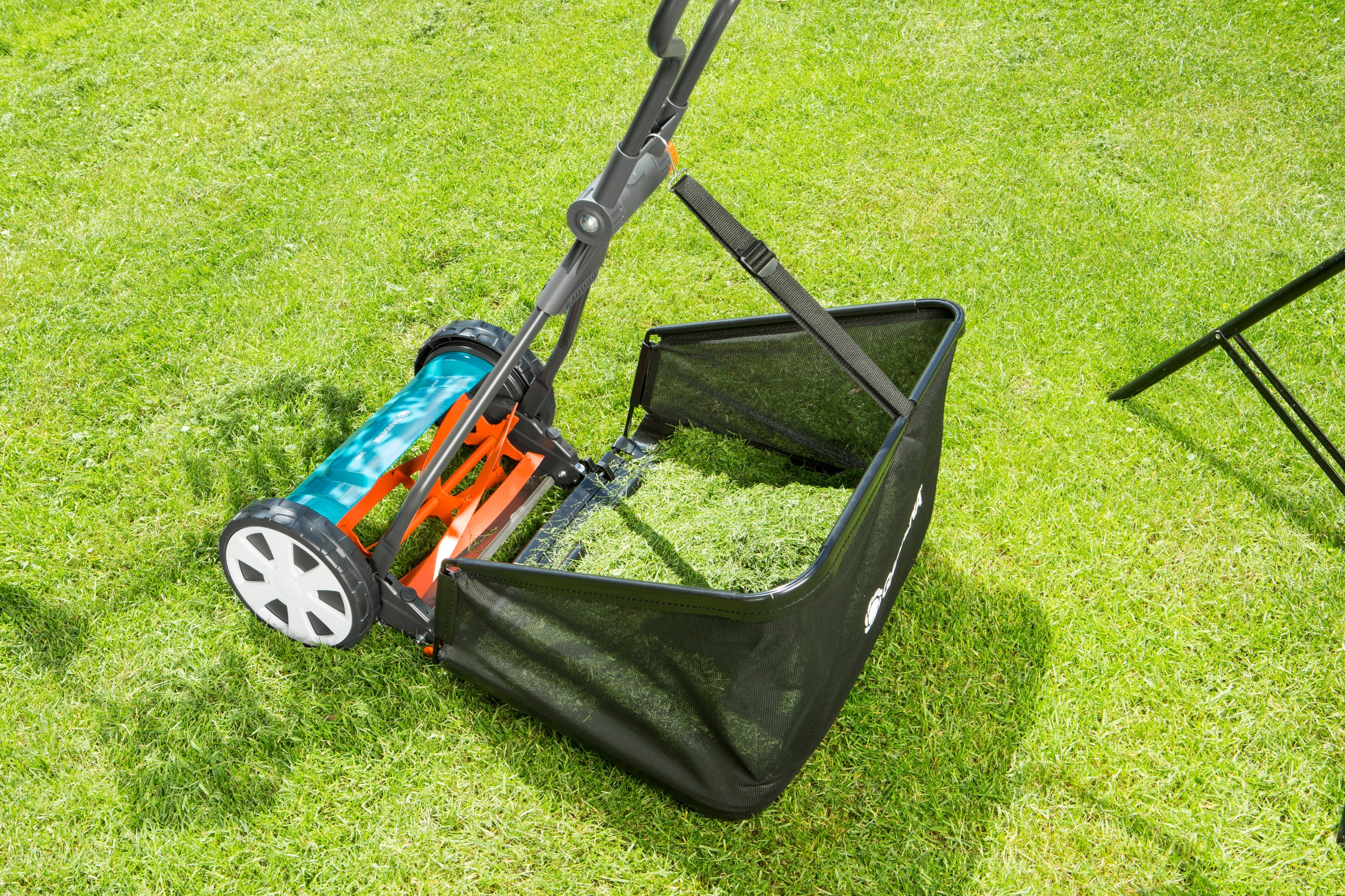 Gardena 04027-20 Klasyczna kosiarka do trawy - 33 cm - 4