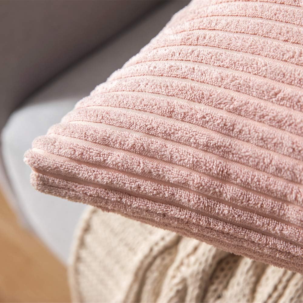 EMEMA Lot De 2 Housses De Coussin Velours Côtelé 50x50 Cm – Douces Et Élégantes En Caramel Pour Canapé, Lit, Chambre Ou Salon
