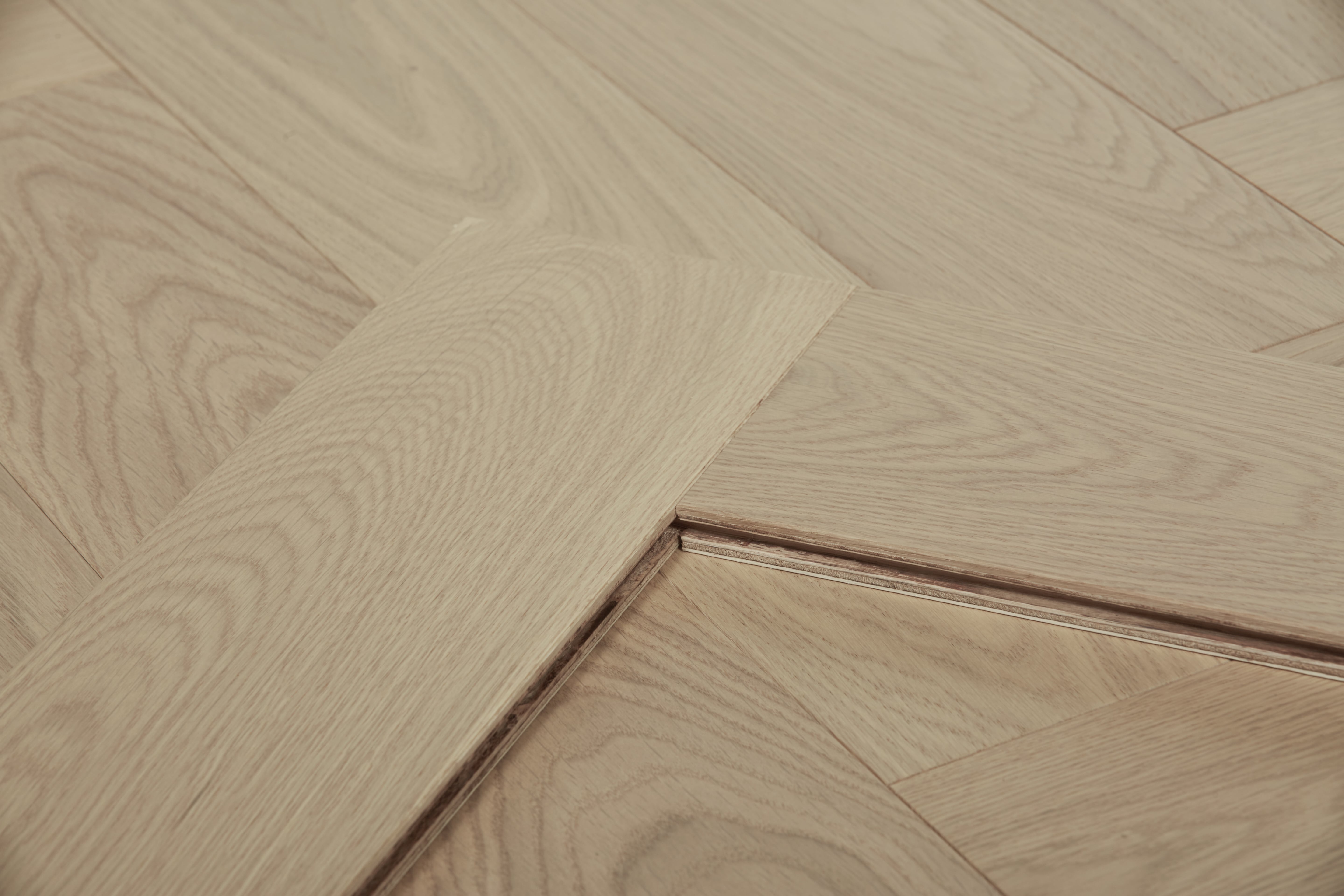 Parquet Contrecollé Baton-Rompu 15/3mm : Ghost Chêne Vernis Mat / PEFC - 6