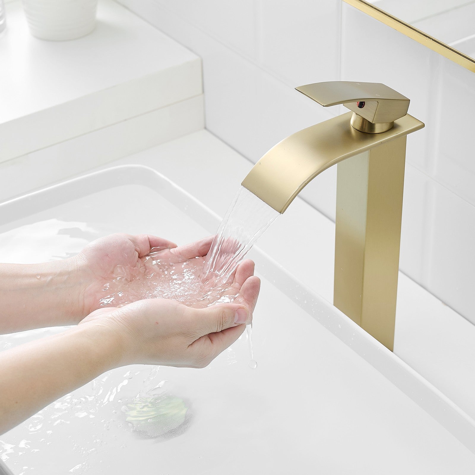 TIBRE XL Robinet mitigeur haut bec cascade or brossé - salle de bain - 6