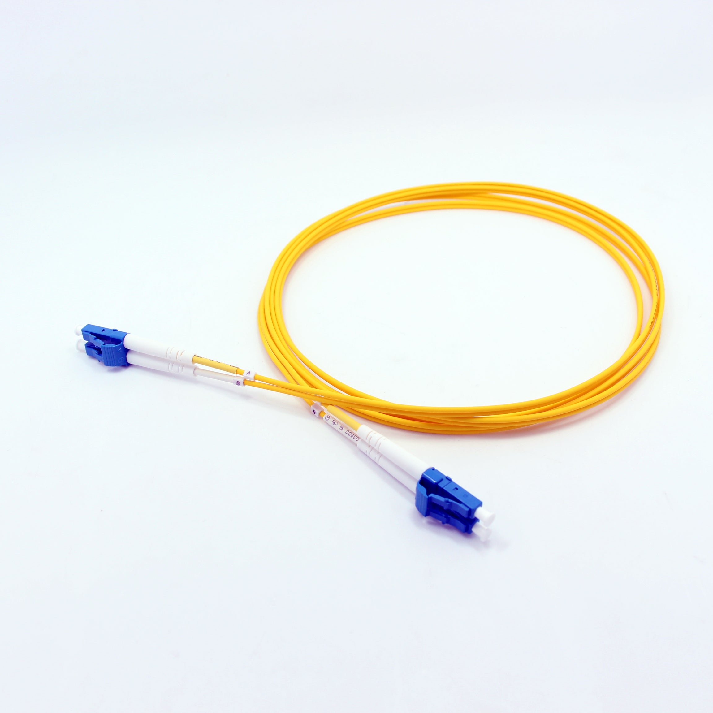FLYPROFiber 30 Meter OM4 LC-LC Glasvezel Patchkabel - 40/100 GB, Multimode 50/125 µm, LSZH, Buigbaar, Voor Datacenter En Netwerken