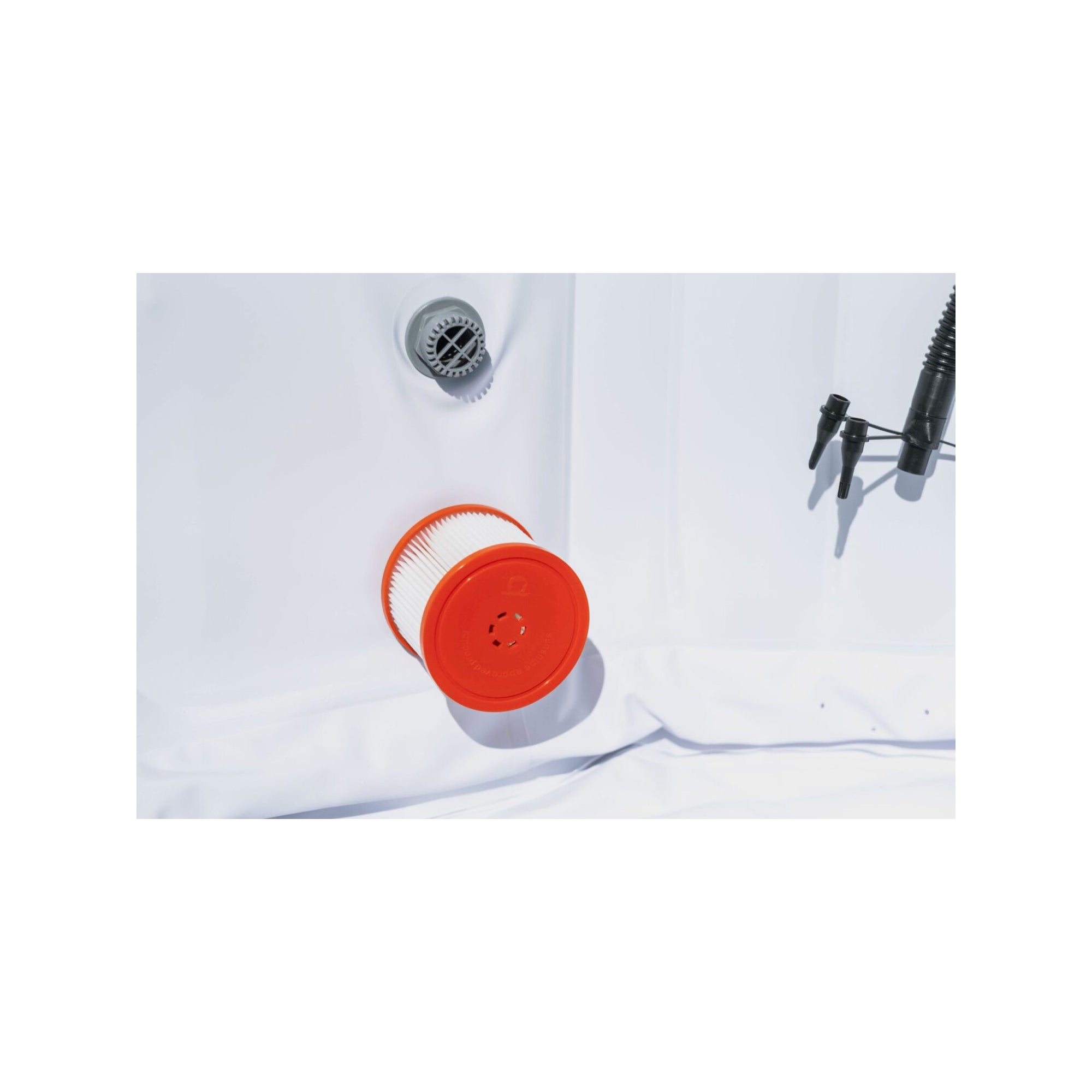 Spa gonflable 6 places carré - Sunspa - Bandeau LED inclus - Dimensions : 185 x 185 cm - 8