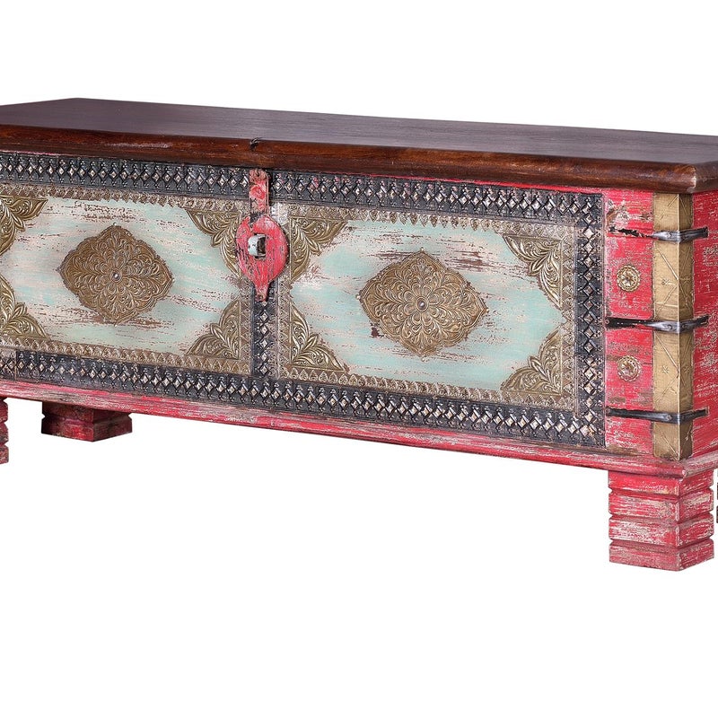 Coffre en manguier rouge vieilli et merisier