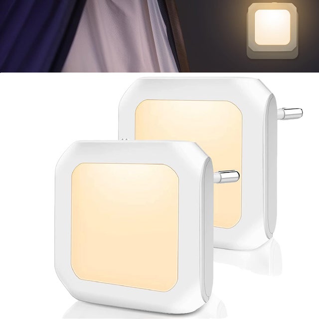 Pacote com 2 luzes noturnas com sensor do anoitecer ao amanhecer, brilho ajustável, luzes noturnas plugáveis ​​para corredor, escadas (luz quente)