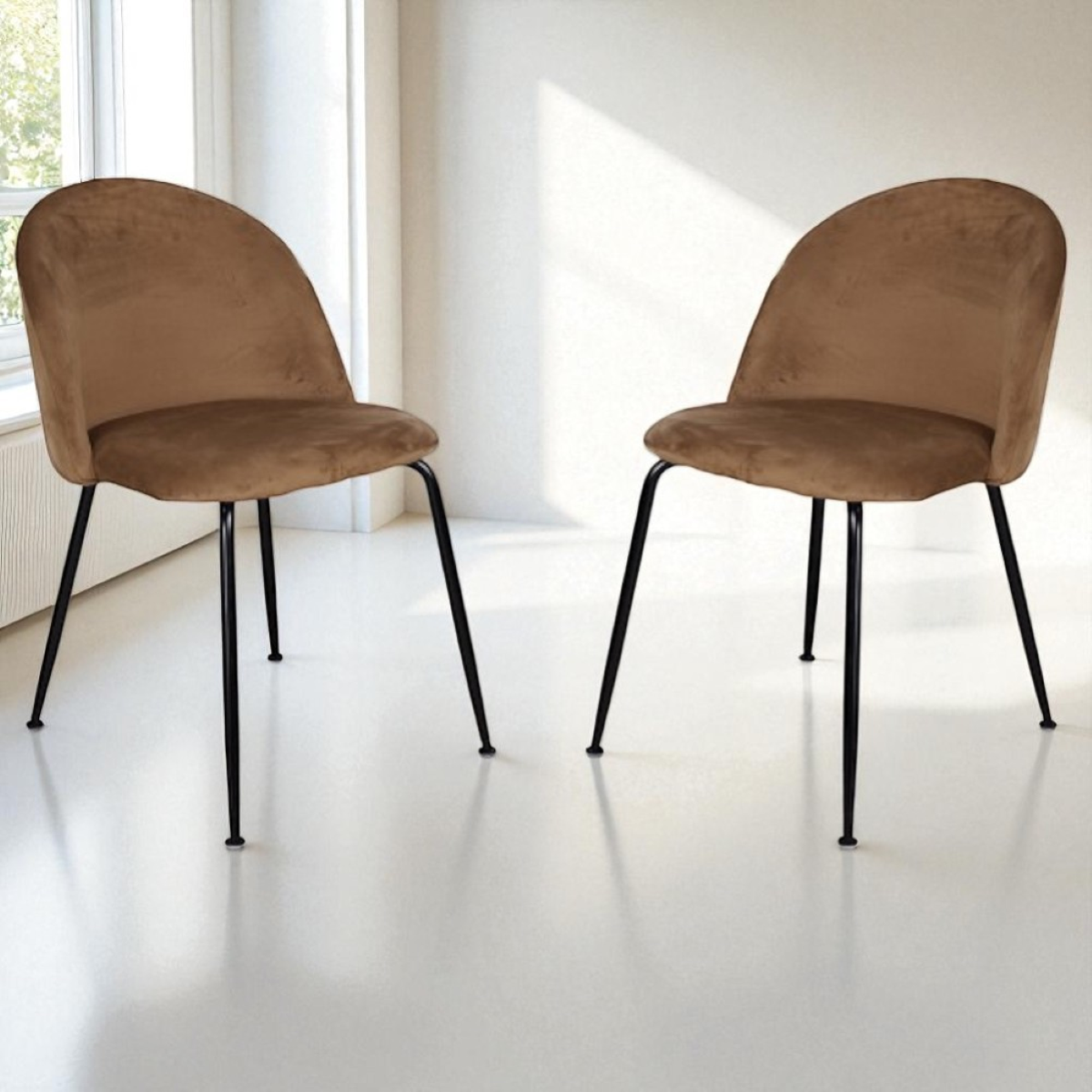 Sedia da pranzo in velluto Marrone con gambe in metallo Nero