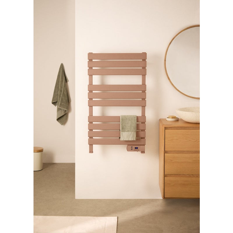 WARM TOWEL - Elektryczny wieszak na ręczniki podłogowy lub ścienny 500W