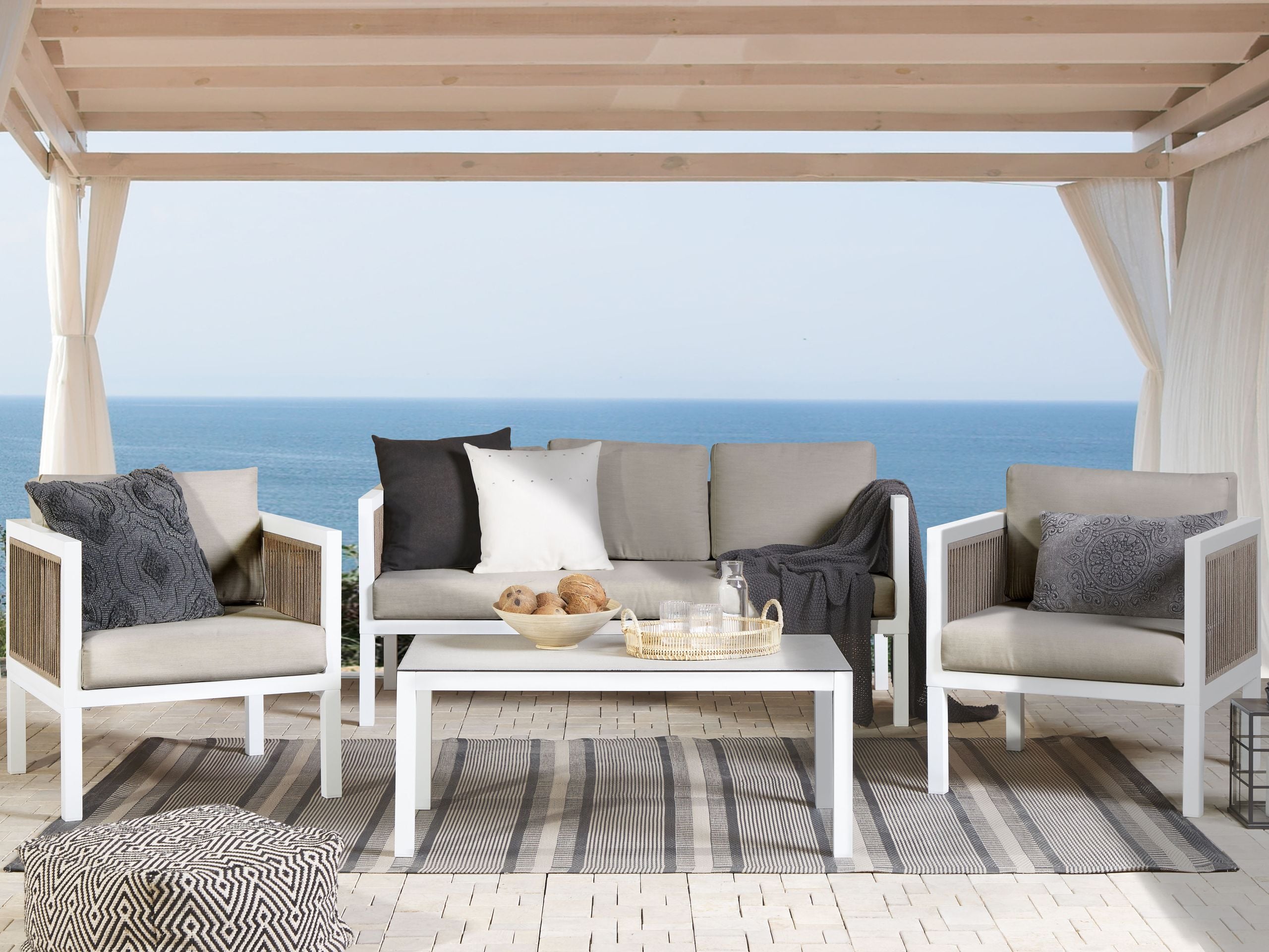Set lounge pentru grădină cu masă cu 5 locuri BORELLO Alb Metal